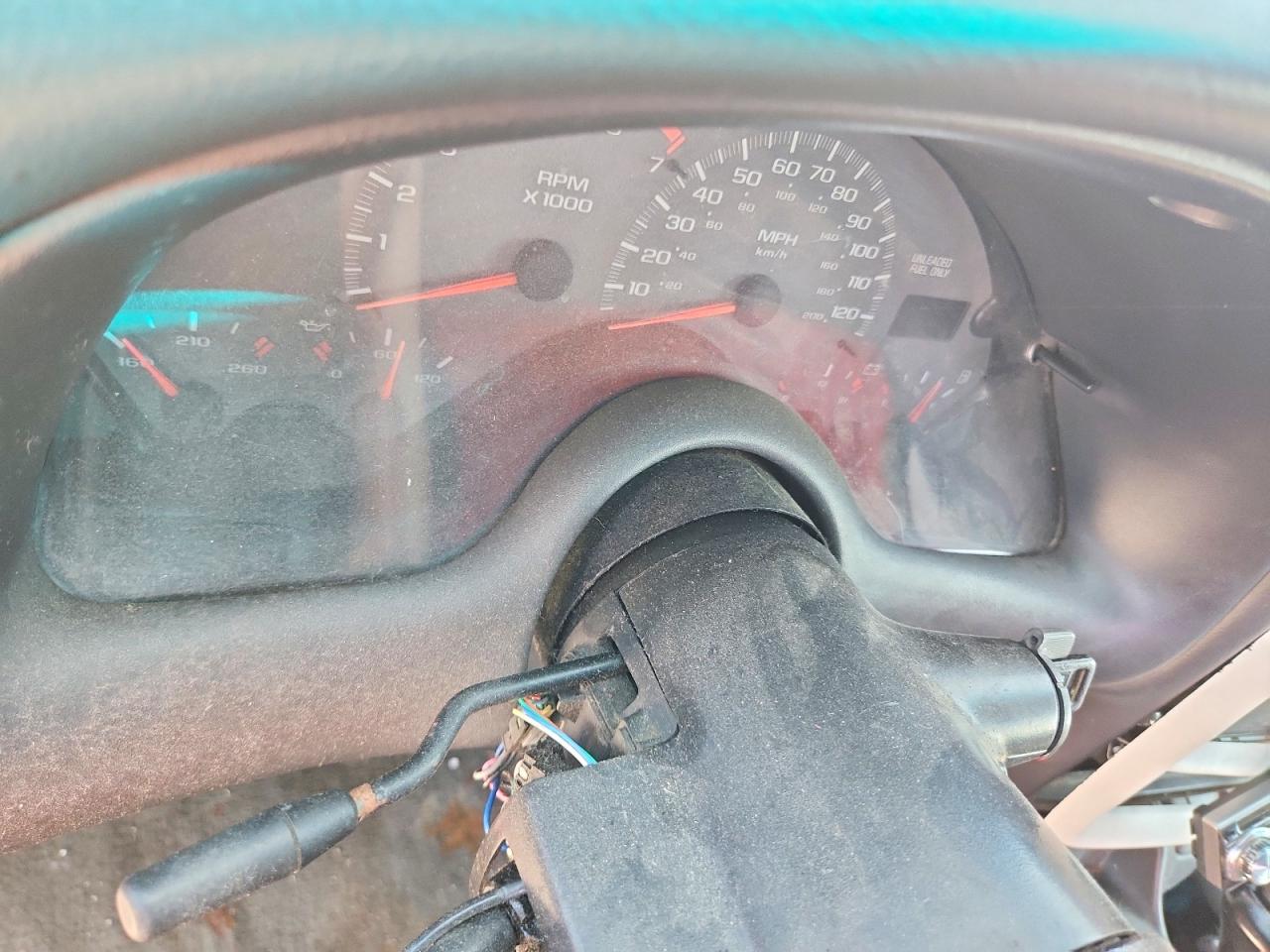 1997 Chevrolet Camaro Base Red vin: 2G1FP32K4V2112160