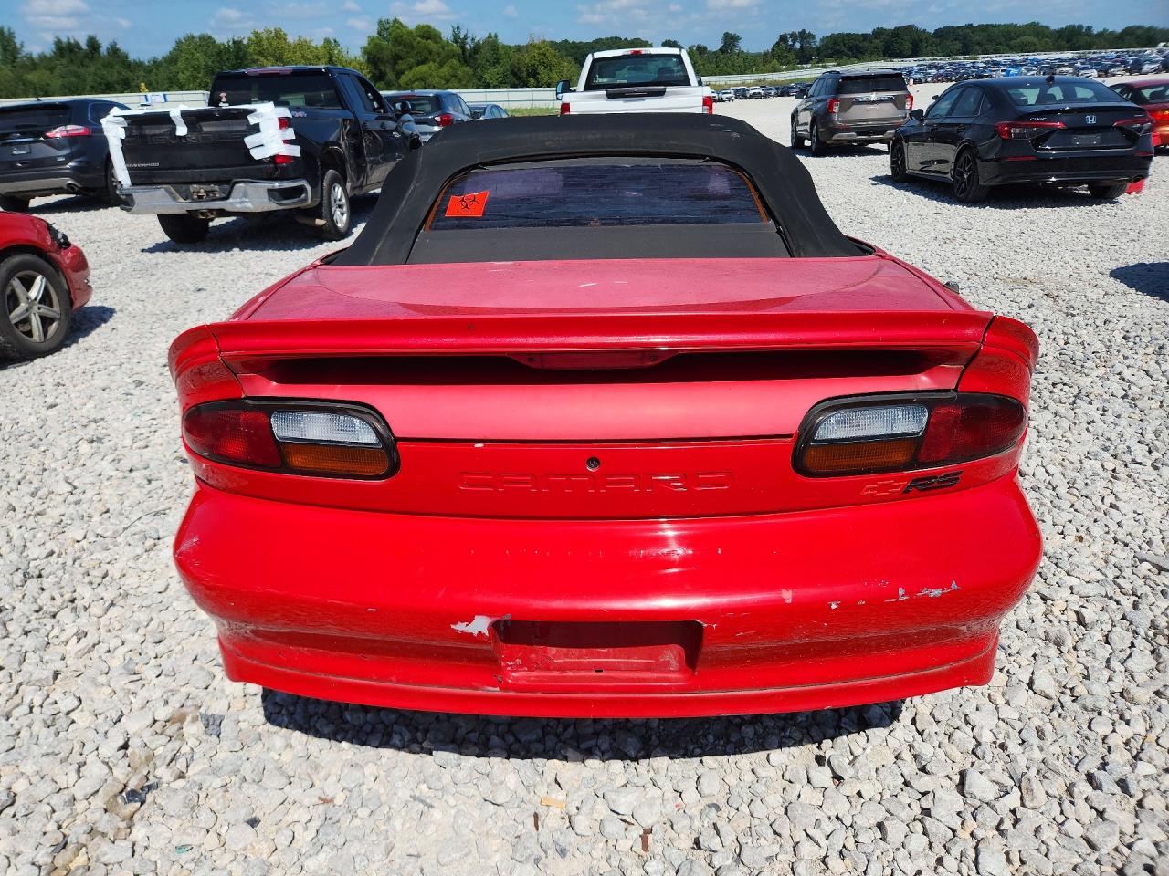 1997 Chevrolet Camaro Base Red vin: 2G1FP32K4V2112160