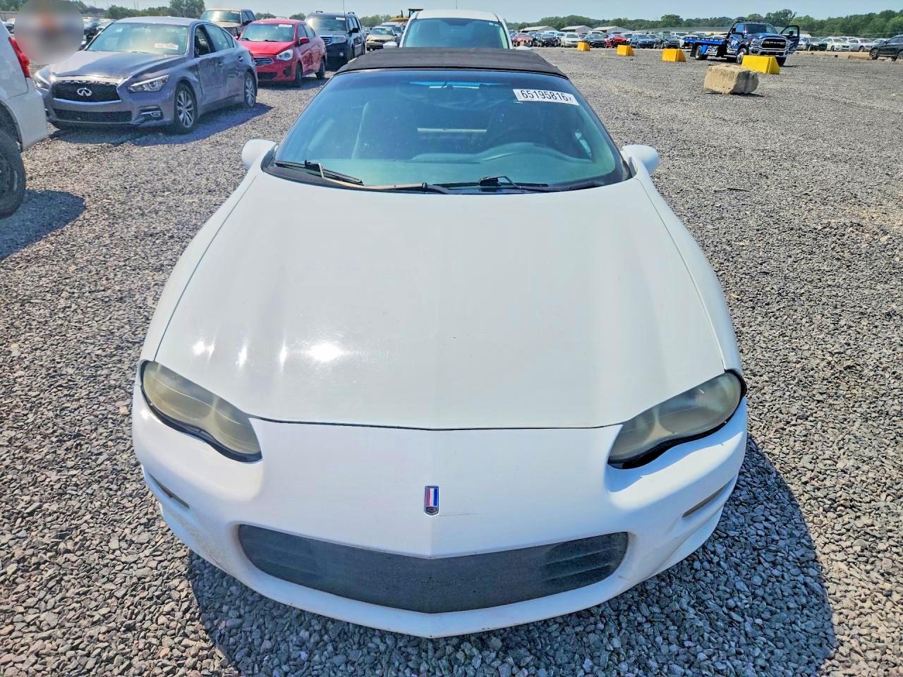 2001 Chevrolet Camaro White vin: 2G1FP32K812125309