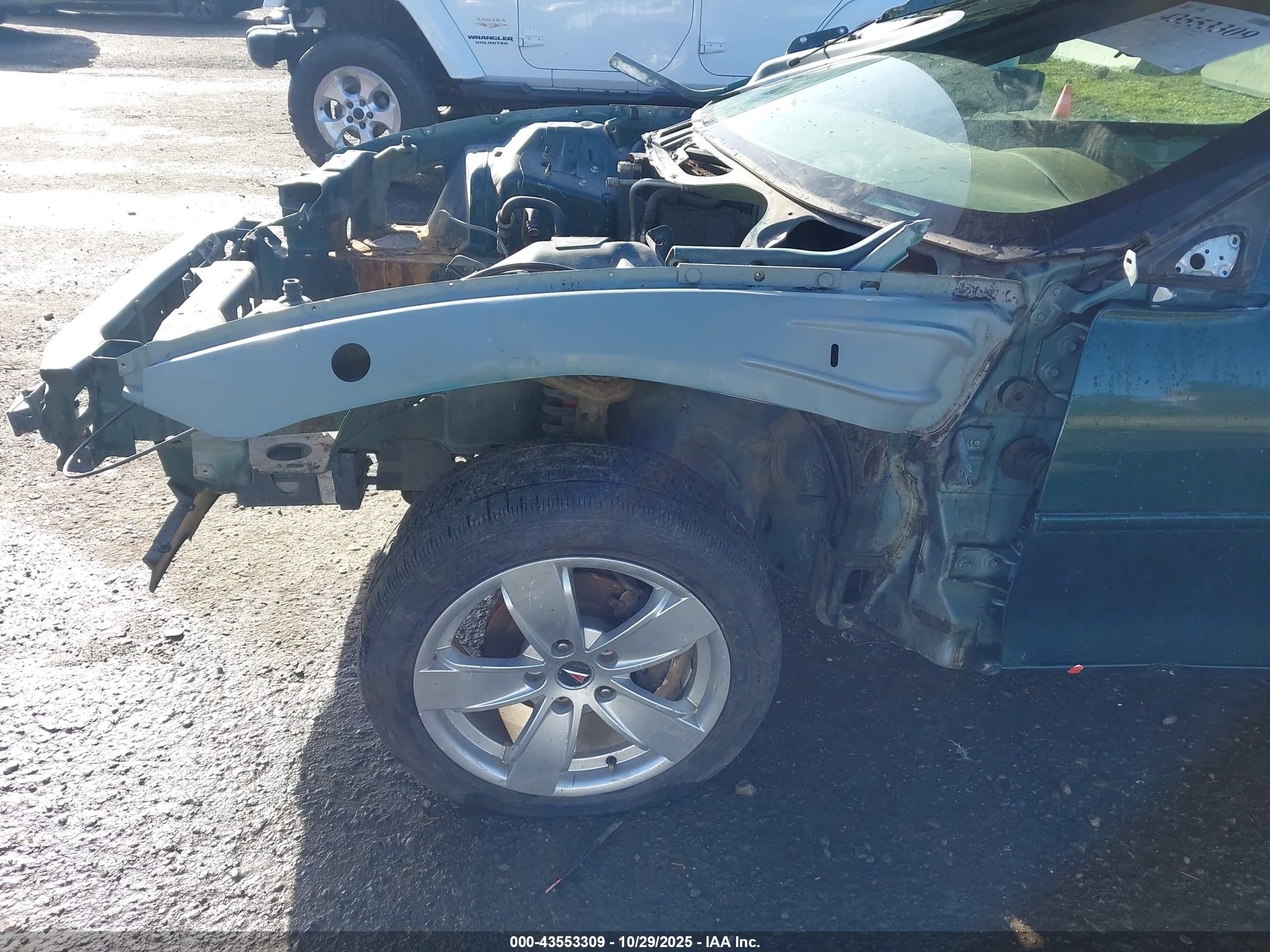 1997 Chevrolet Camaro   Green vin: 2G1FP32K8V2130290
