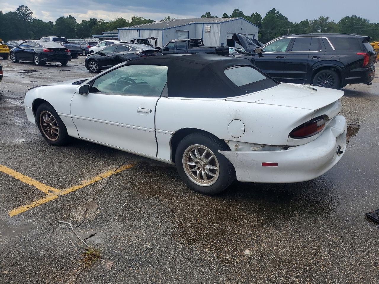 2001 Chevrolet Camaro White vin: 2G1FP32K912122516