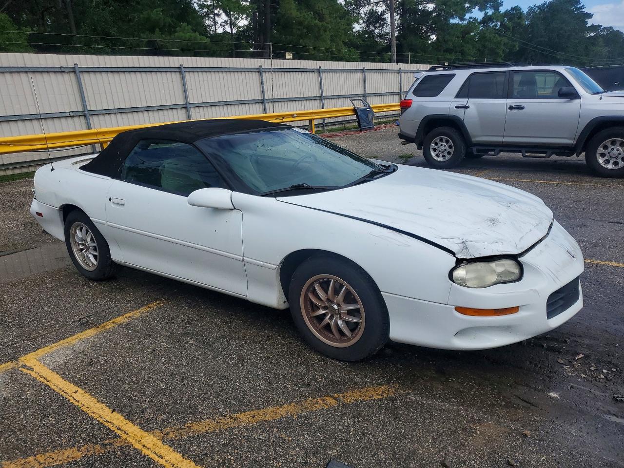2001 Chevrolet Camaro White vin: 2G1FP32K912122516