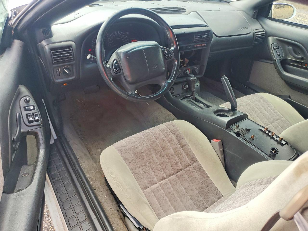 2001 Chevrolet Camaro White vin: 2G1FP32K912122516