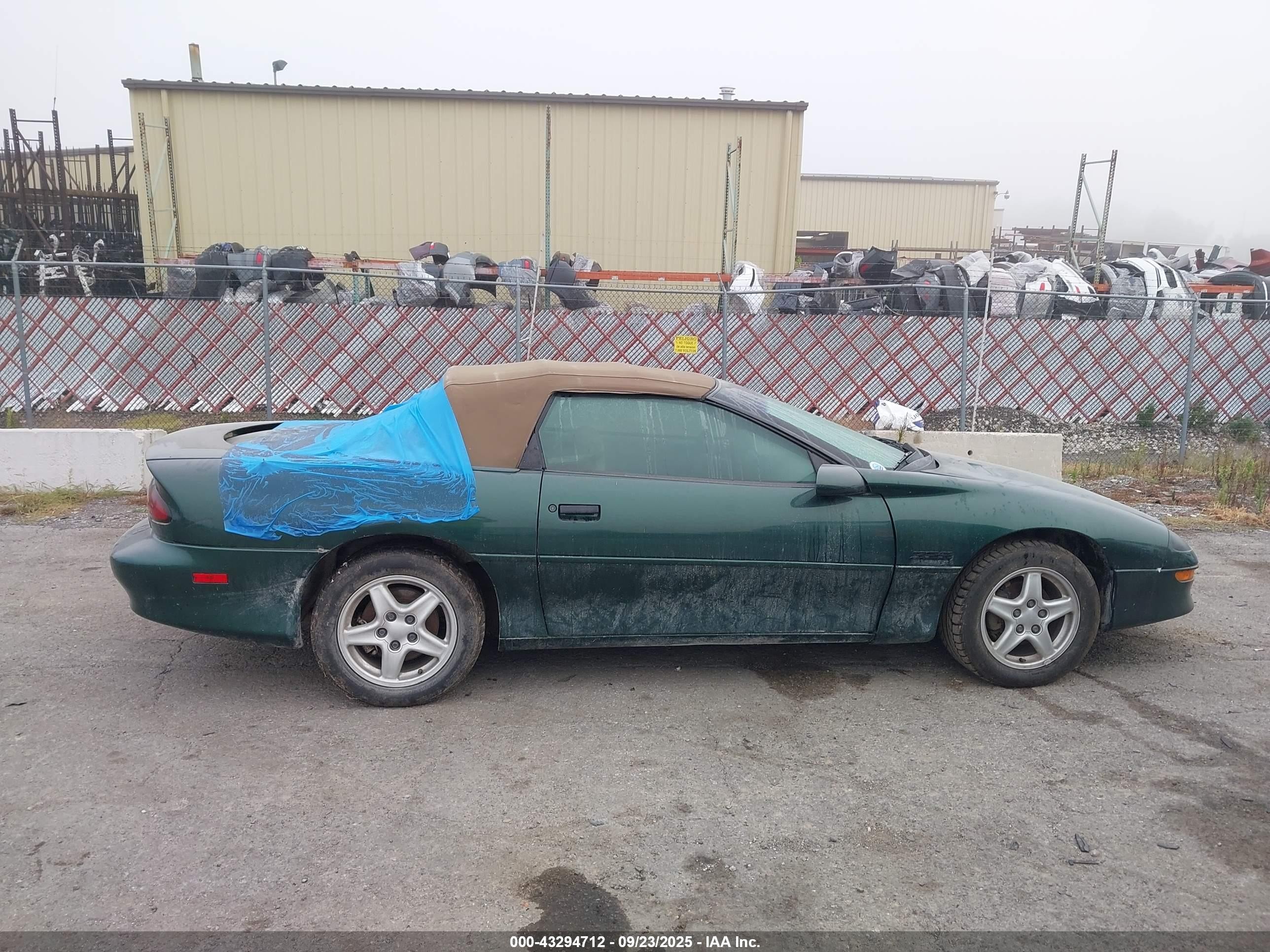 1997 Chevrolet Camaro Z28 Green vin: 2G1FP32P0V2104052