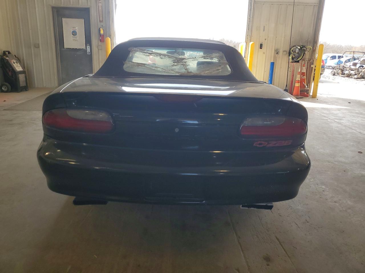 1995 Chevrolet Camaro Z28 Black vin: 2G1FP32P2S2149537
