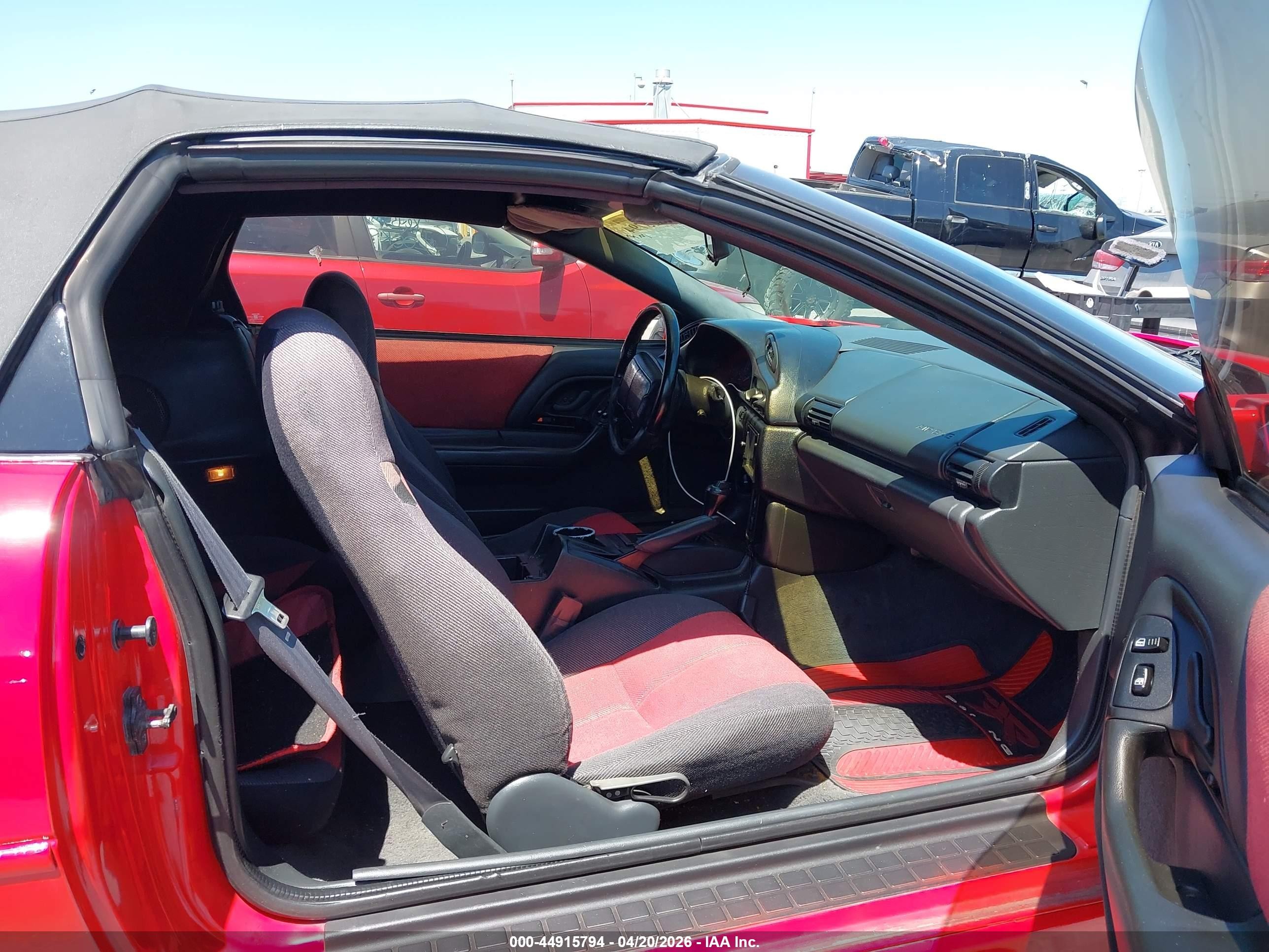 1994 Chevrolet Camaro Z28 Красный vin: 2G1FP32P3R2168382