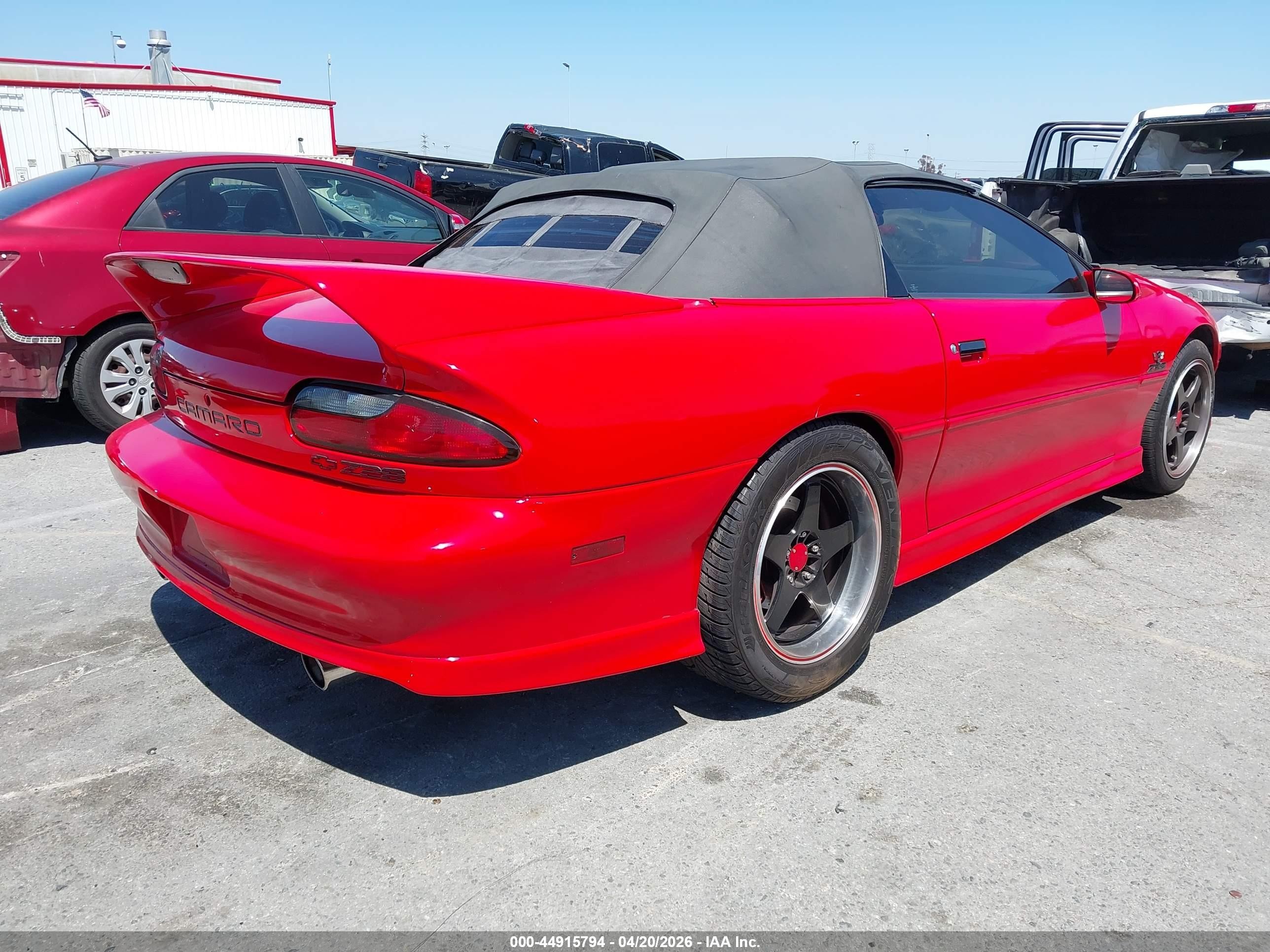 1994 Chevrolet Camaro Z28 Красный vin: 2G1FP32P3R2168382