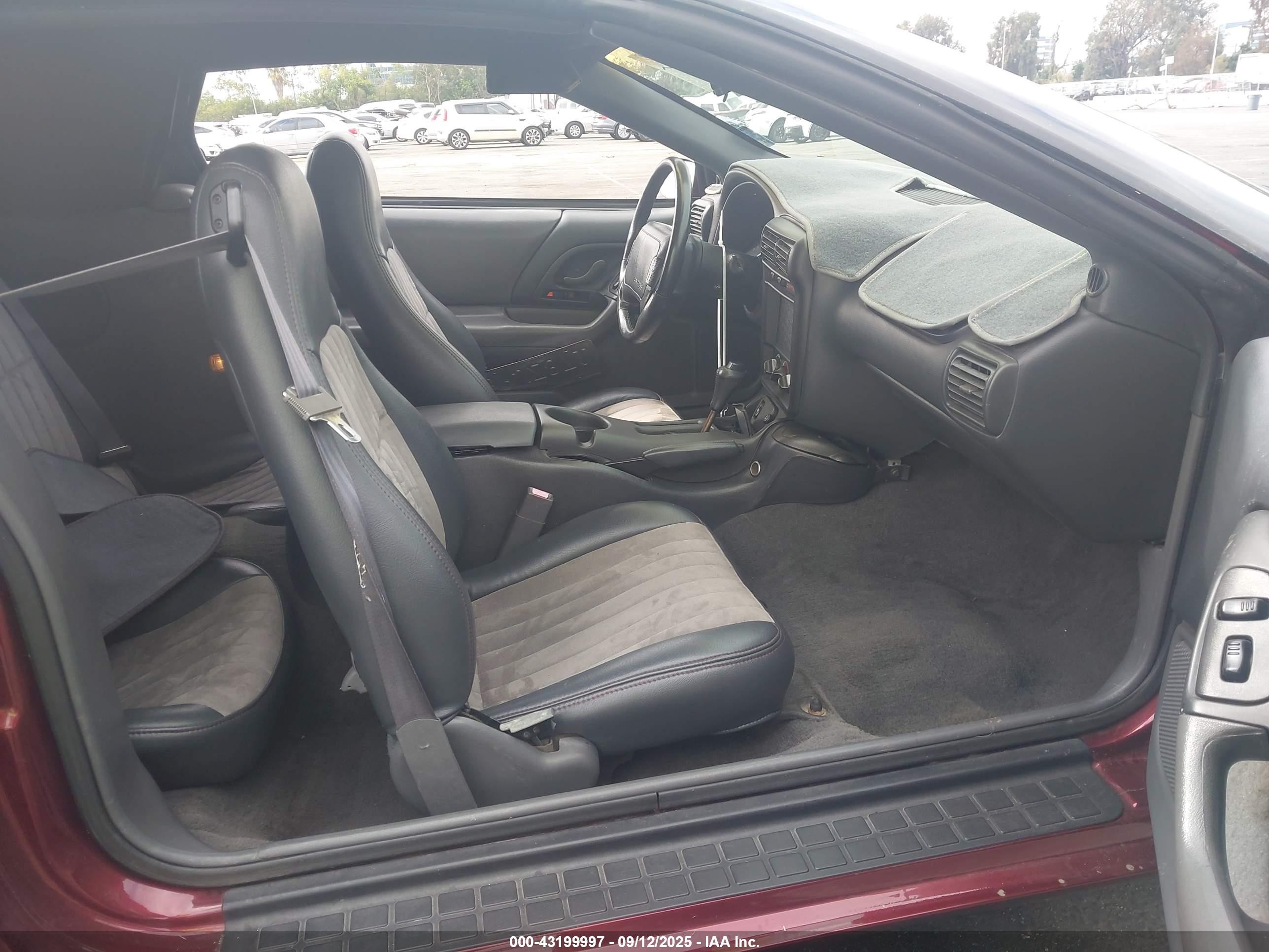 1997 Chevrolet Camaro Z28 Red vin: 2G1FP32P8V2122928