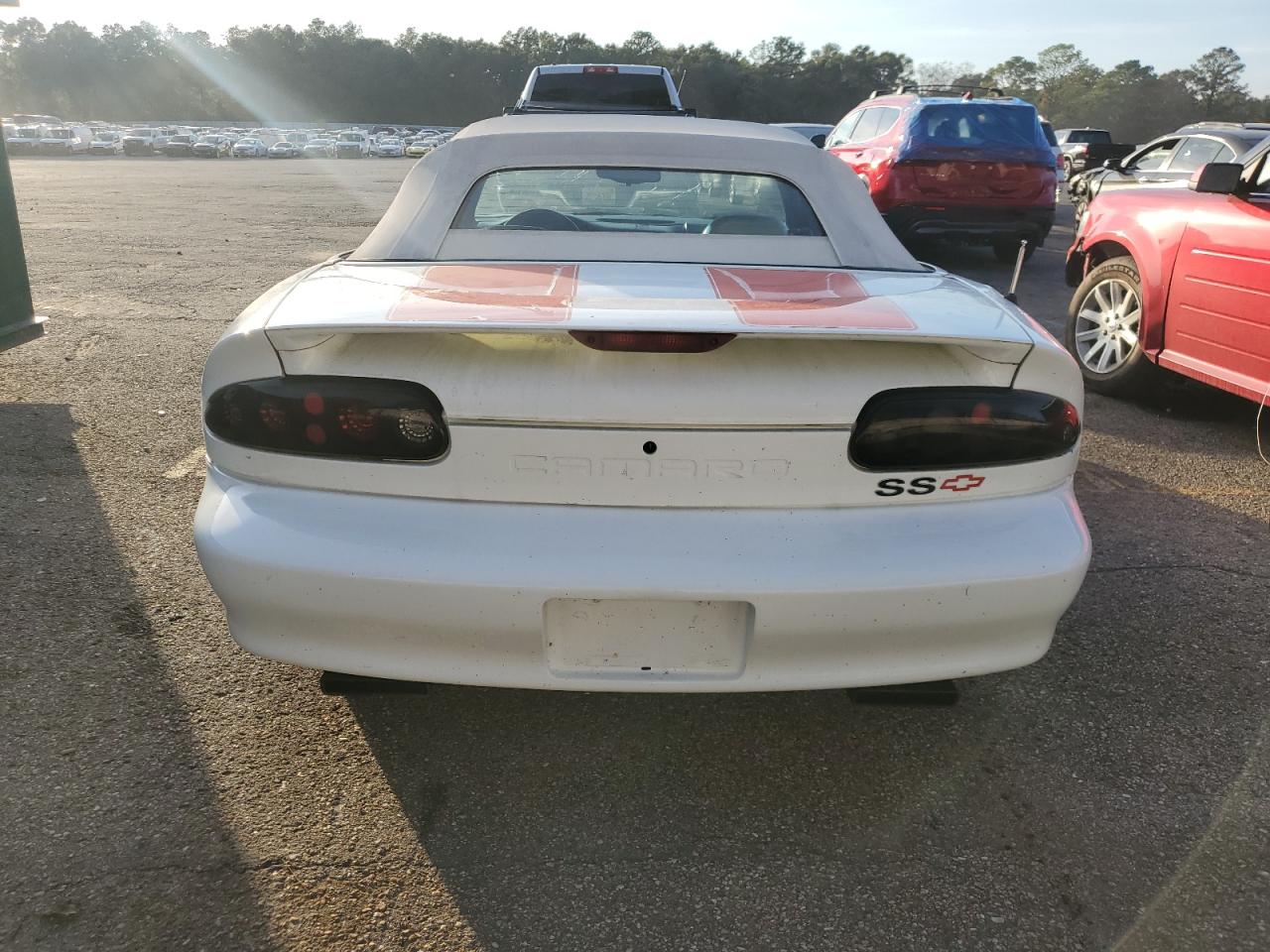 1997 Chevrolet Camaro Z28 Белый vin: 2G1FP32P8V2142628