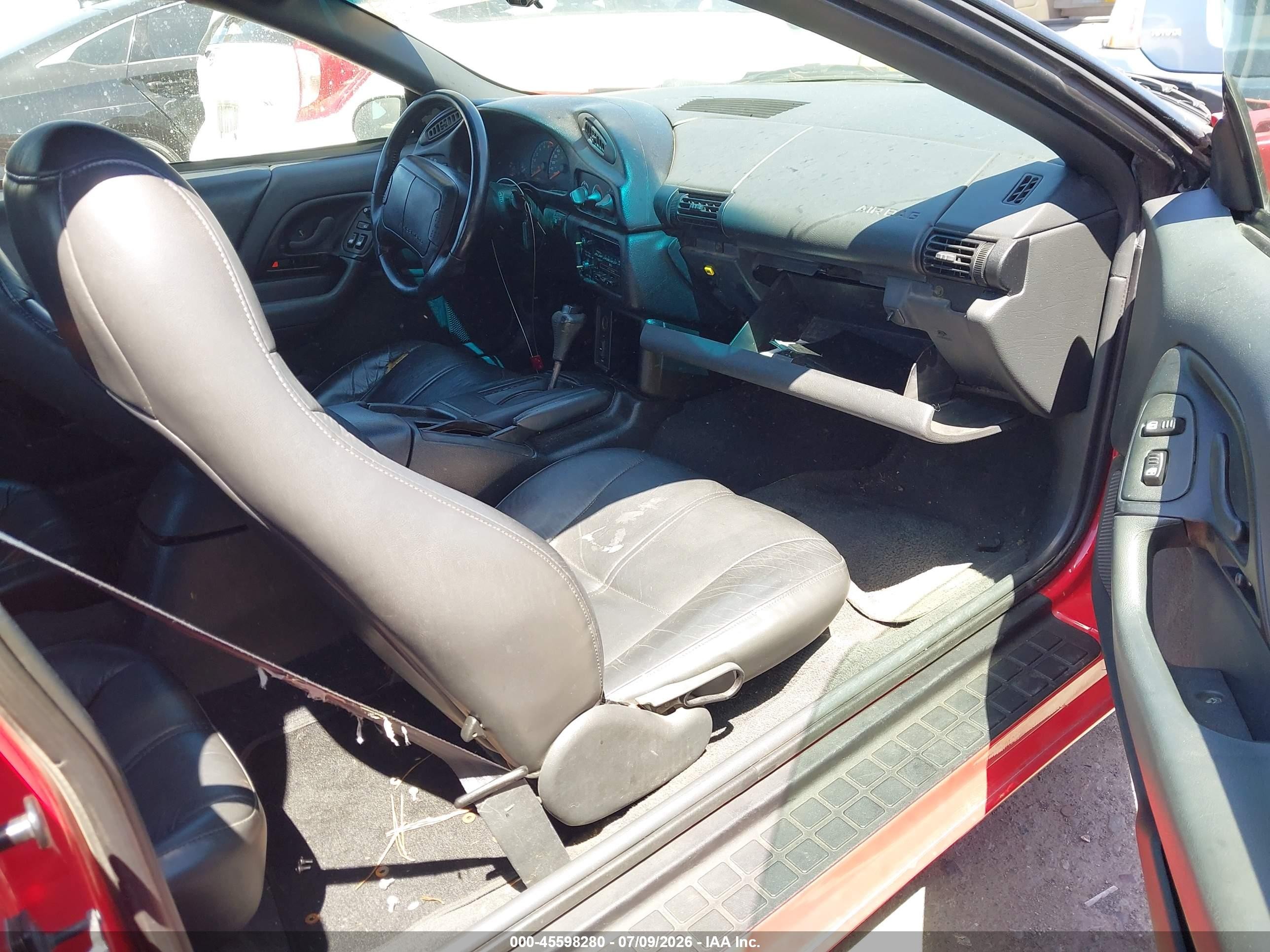 1995 Chevrolet Camaro   Red vin: 2G1FP32S8S2130124