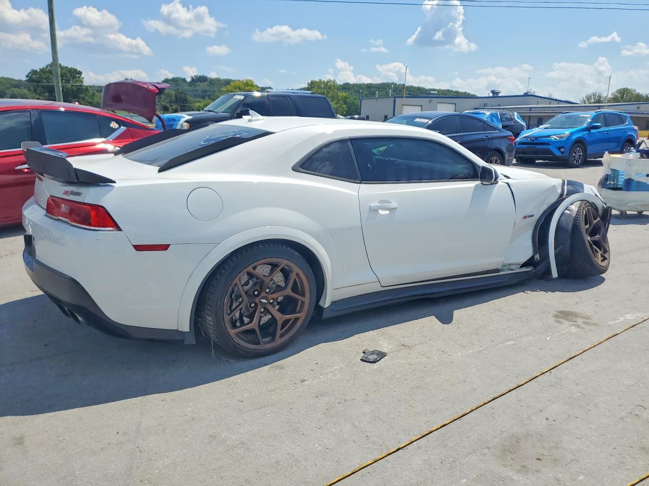 2014 Chevrolet Camaro Z28 White vin: 2G1FS1EE4E9700298
