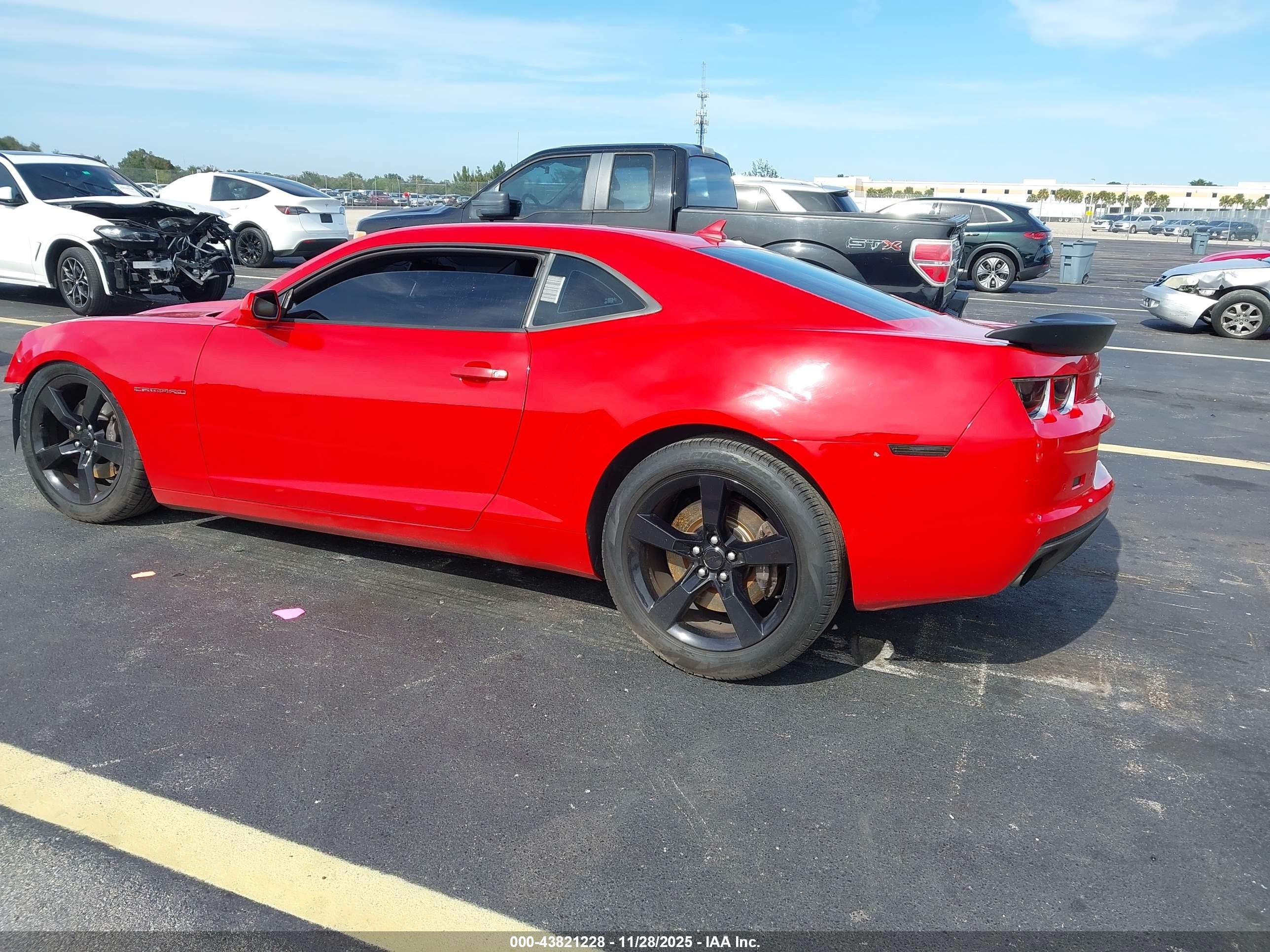 2010 Chevrolet Camaro 2ss Red vin: 2G1FT1EW2A9171739