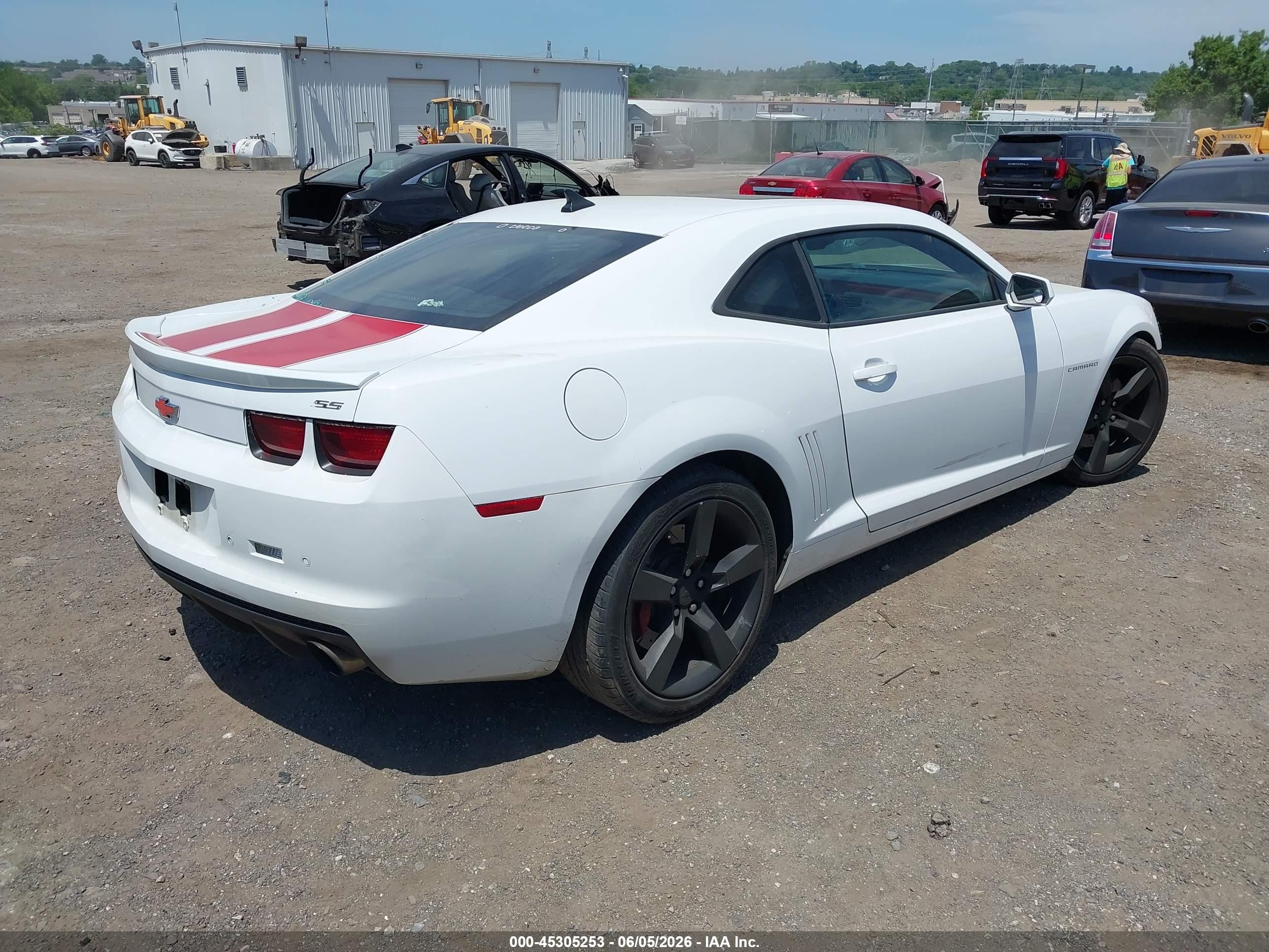 2010 Chevrolet Camaro 2ss White vin: 2G1FT1EW2A9221104