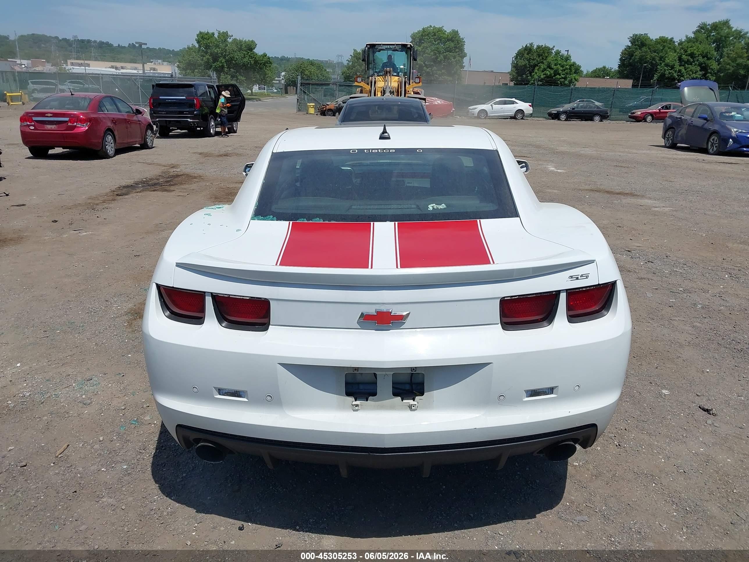 2010 Chevrolet Camaro 2ss White vin: 2G1FT1EW2A9221104