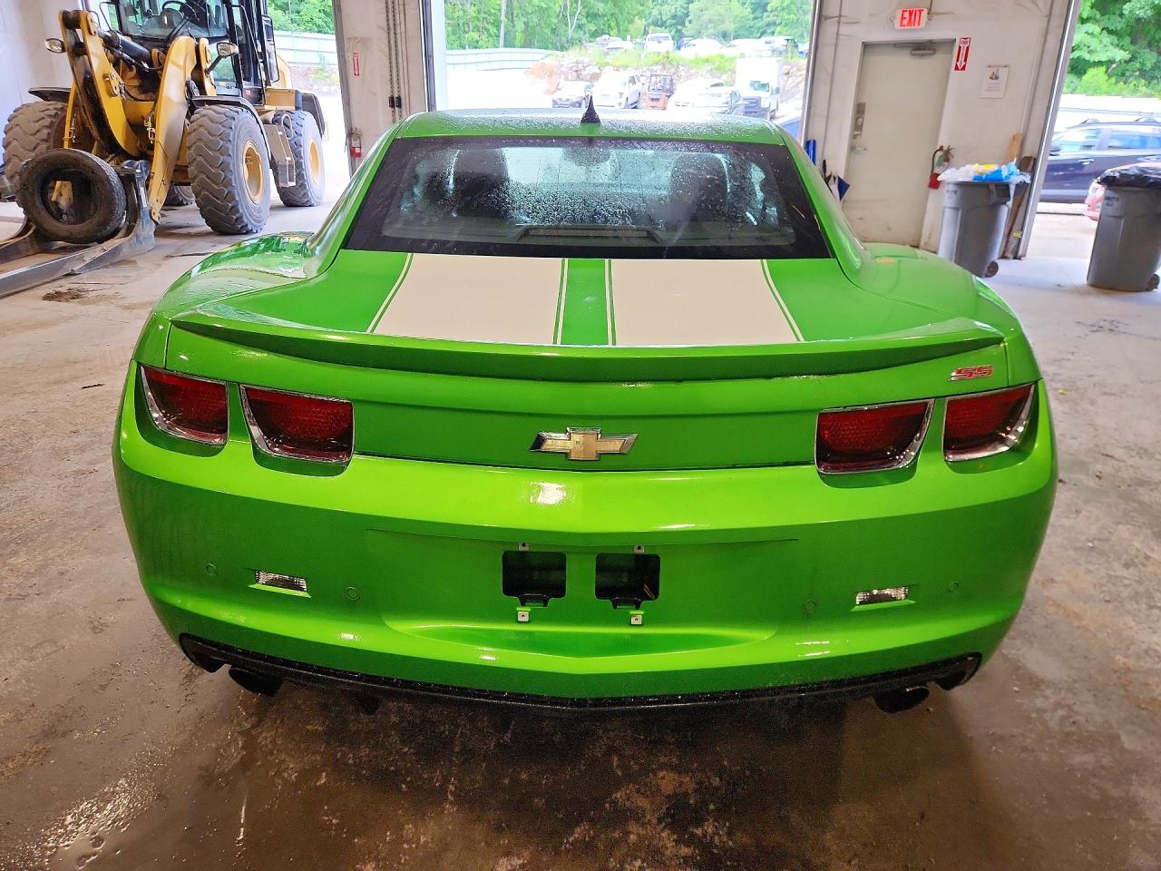 2011 Chevrolet Camaro 2ss Green vin: 2G1FT1EW4B9121846