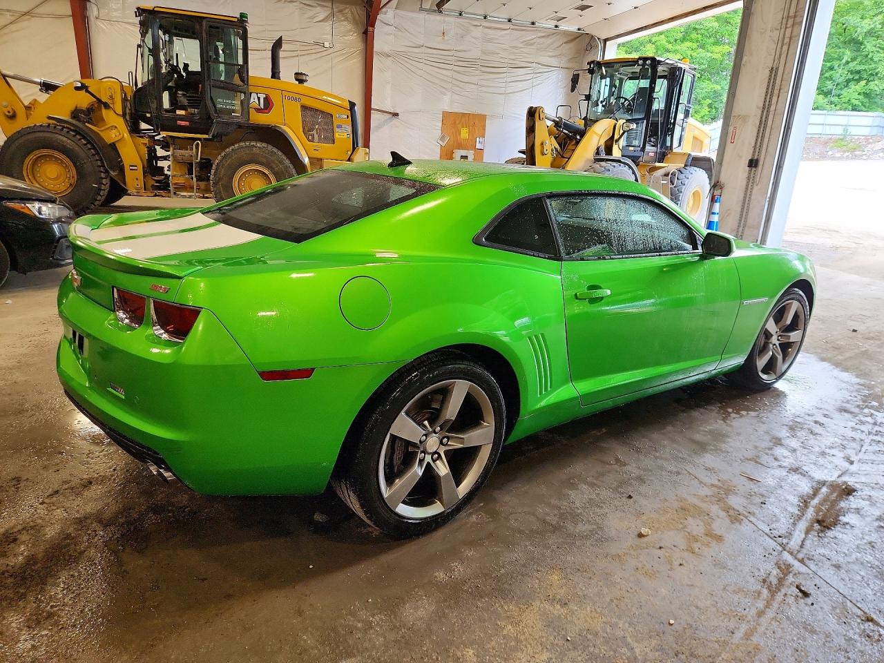 2011 Chevrolet Camaro 2ss Green vin: 2G1FT1EW4B9121846