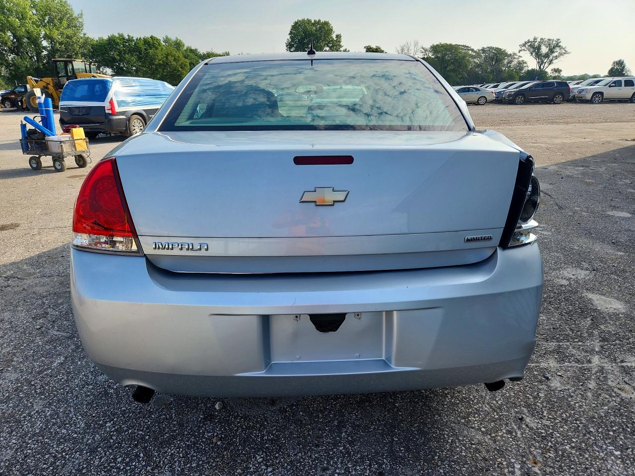 2014 Chevrolet Impala Limited Ls Silver vin: 2G1WA5E30E1114155