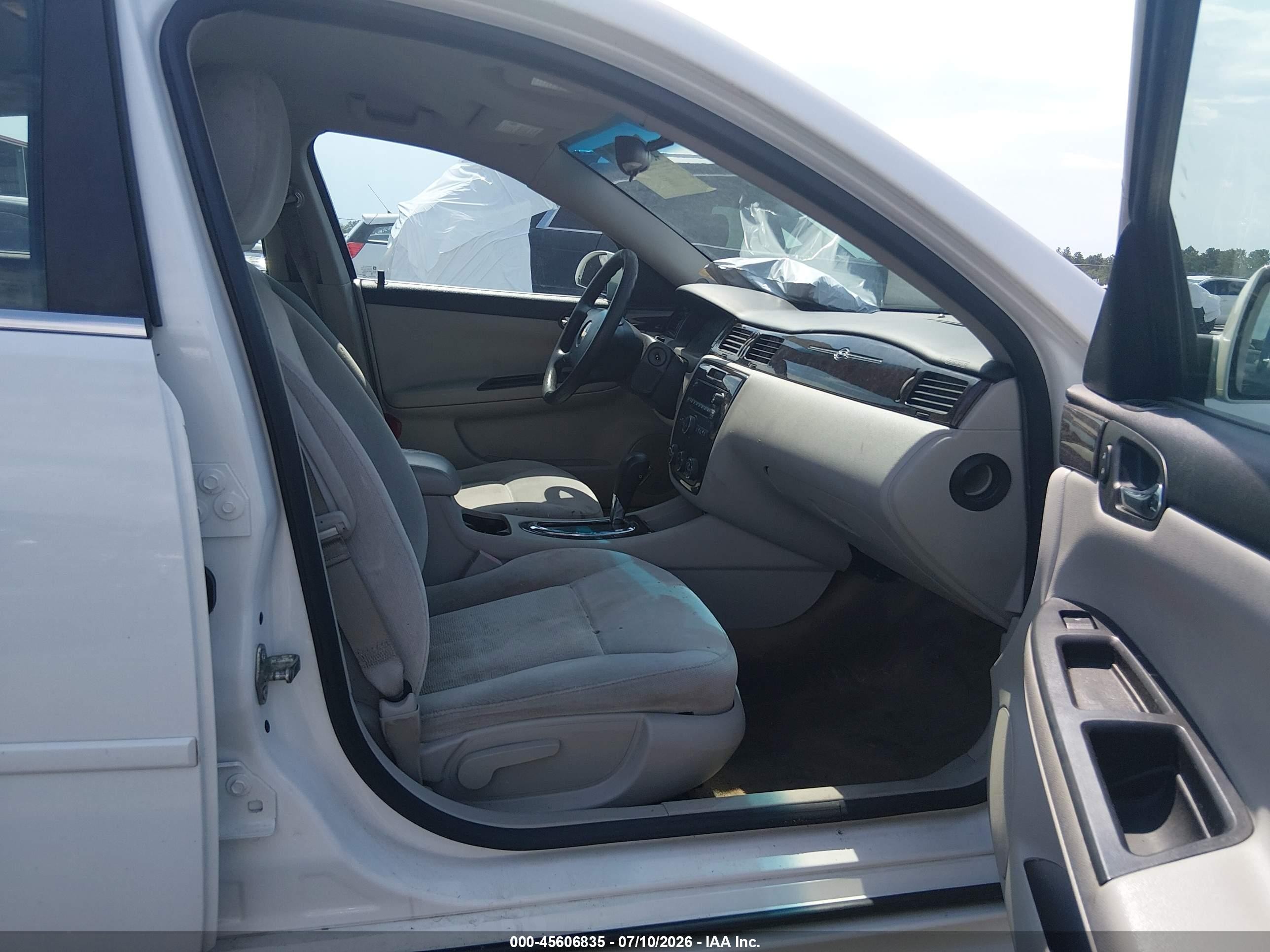 2014 Chevrolet Impala Limited Ls Белый vin: 2G1WA5E34E1159454