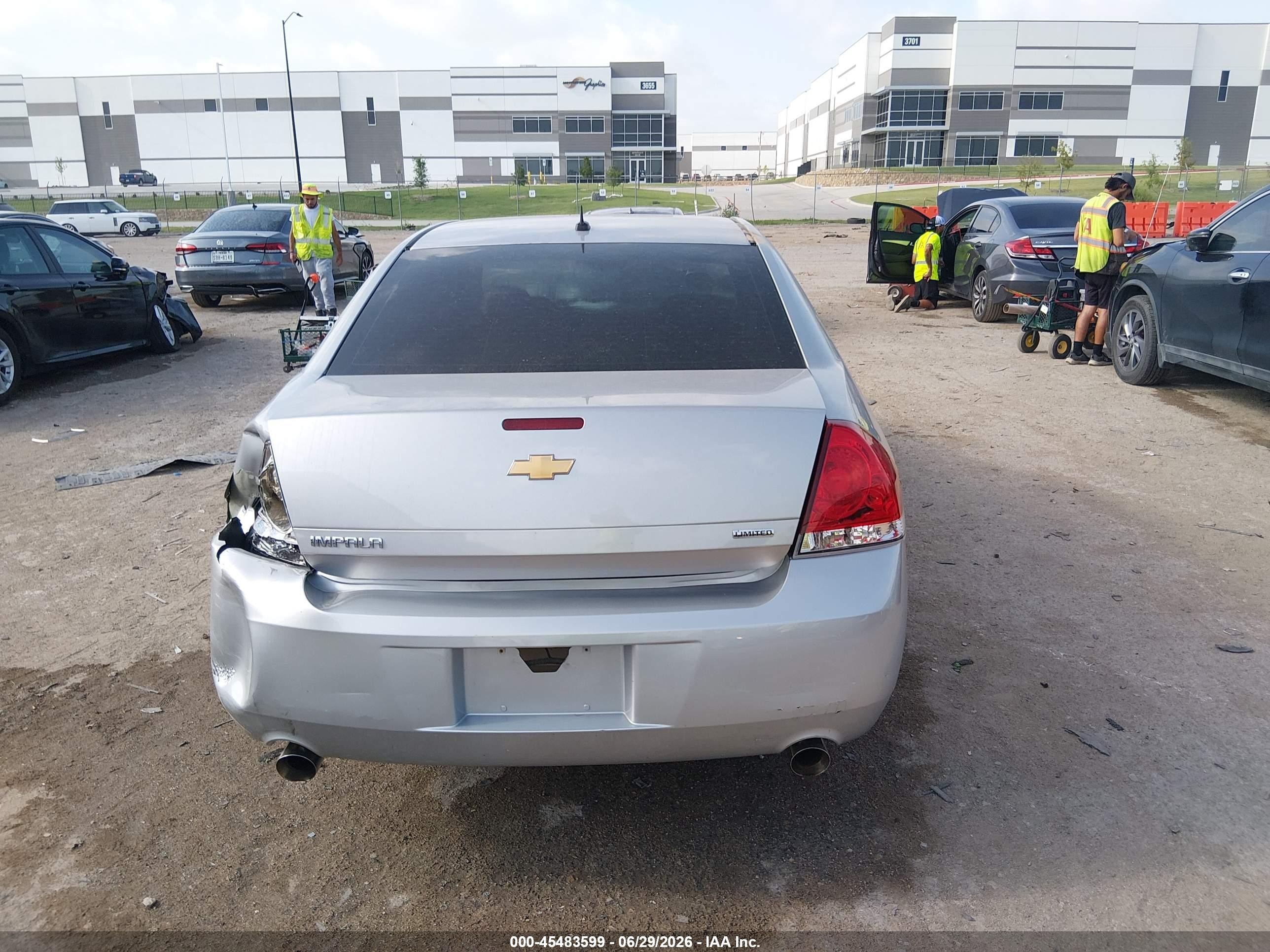 2014 Chevrolet Impala Limited Ls Серебряный vin: 2G1WA5E35E1100512