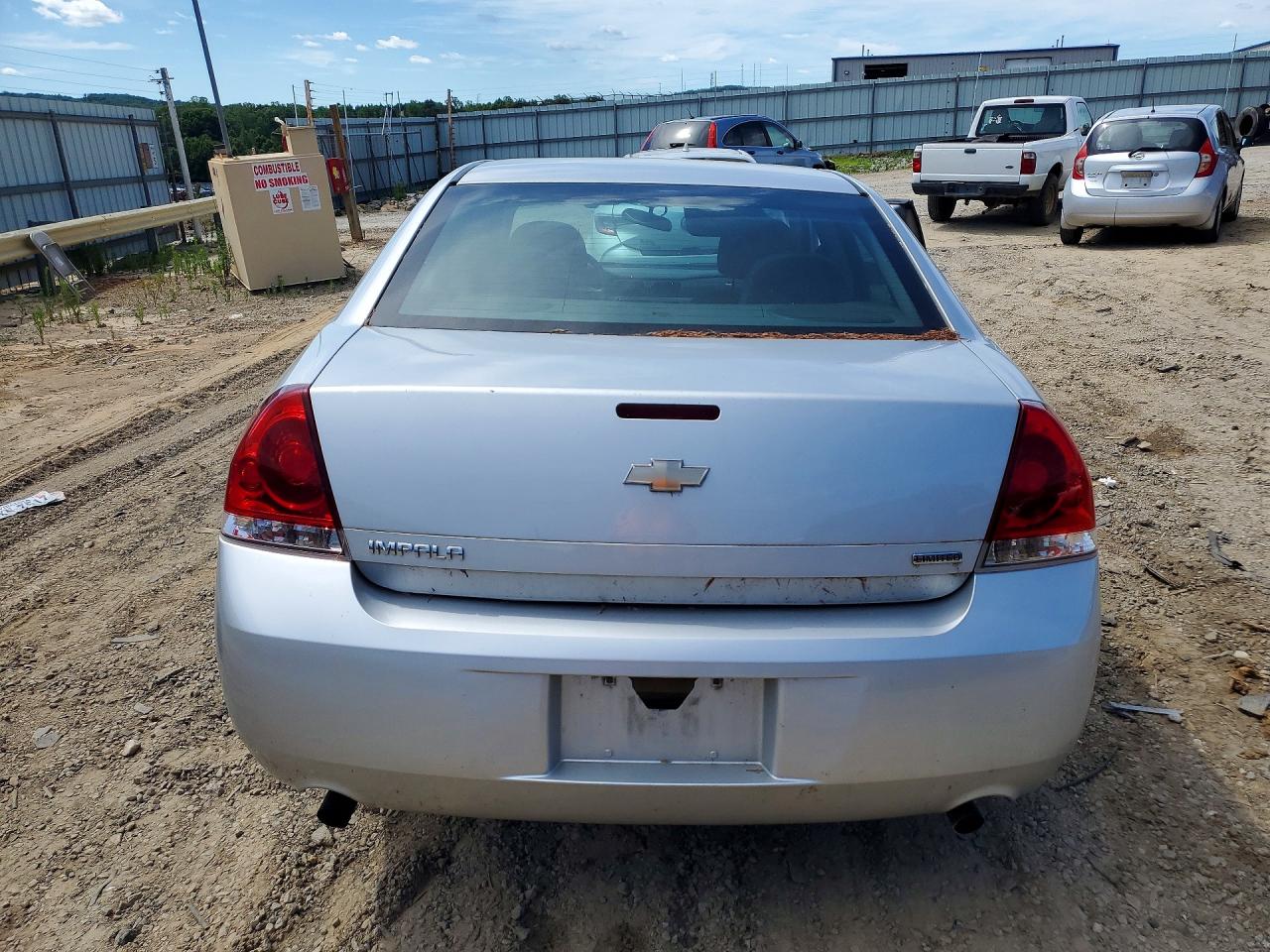 2014 Chevrolet Impala Limited Ls Silver vin: 2G1WA5E37E1178984