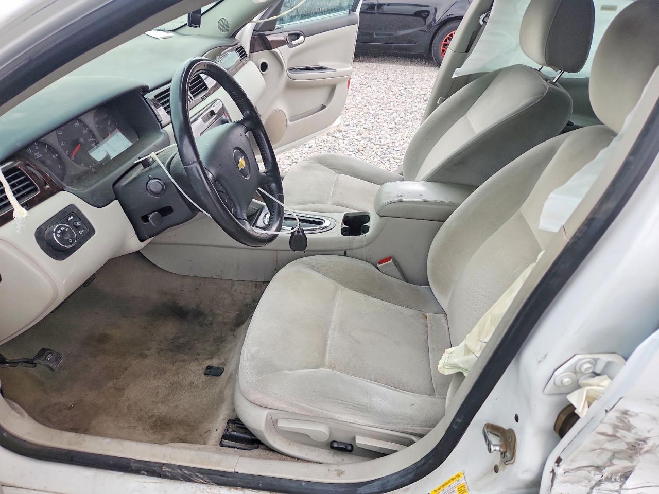 2012 Chevrolet Impala Ls White vin: 2G1WA5E38C1151449