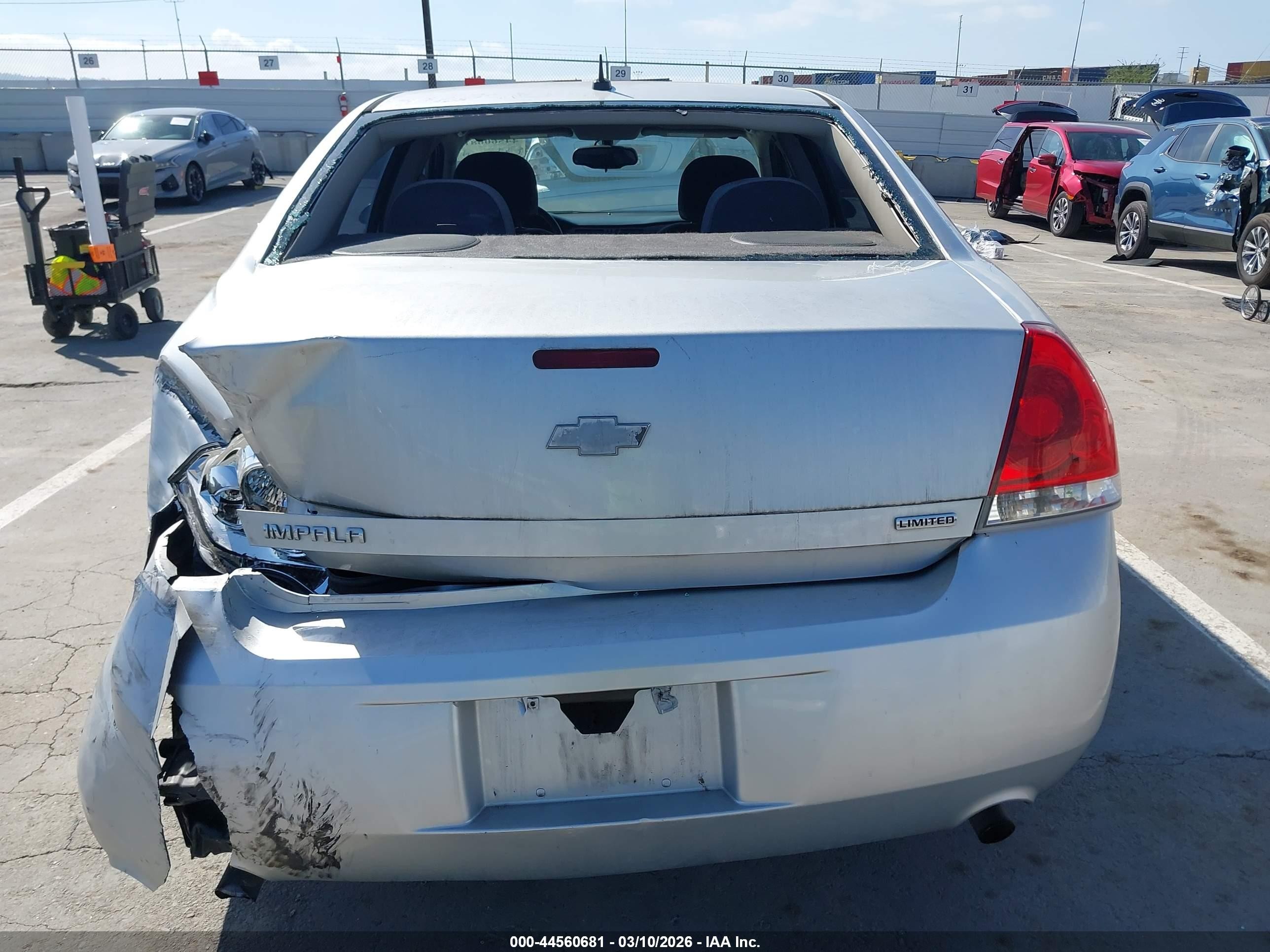 2014 Chevrolet Impala Limited Ls Silver vin: 2G1WA5E38E1138879