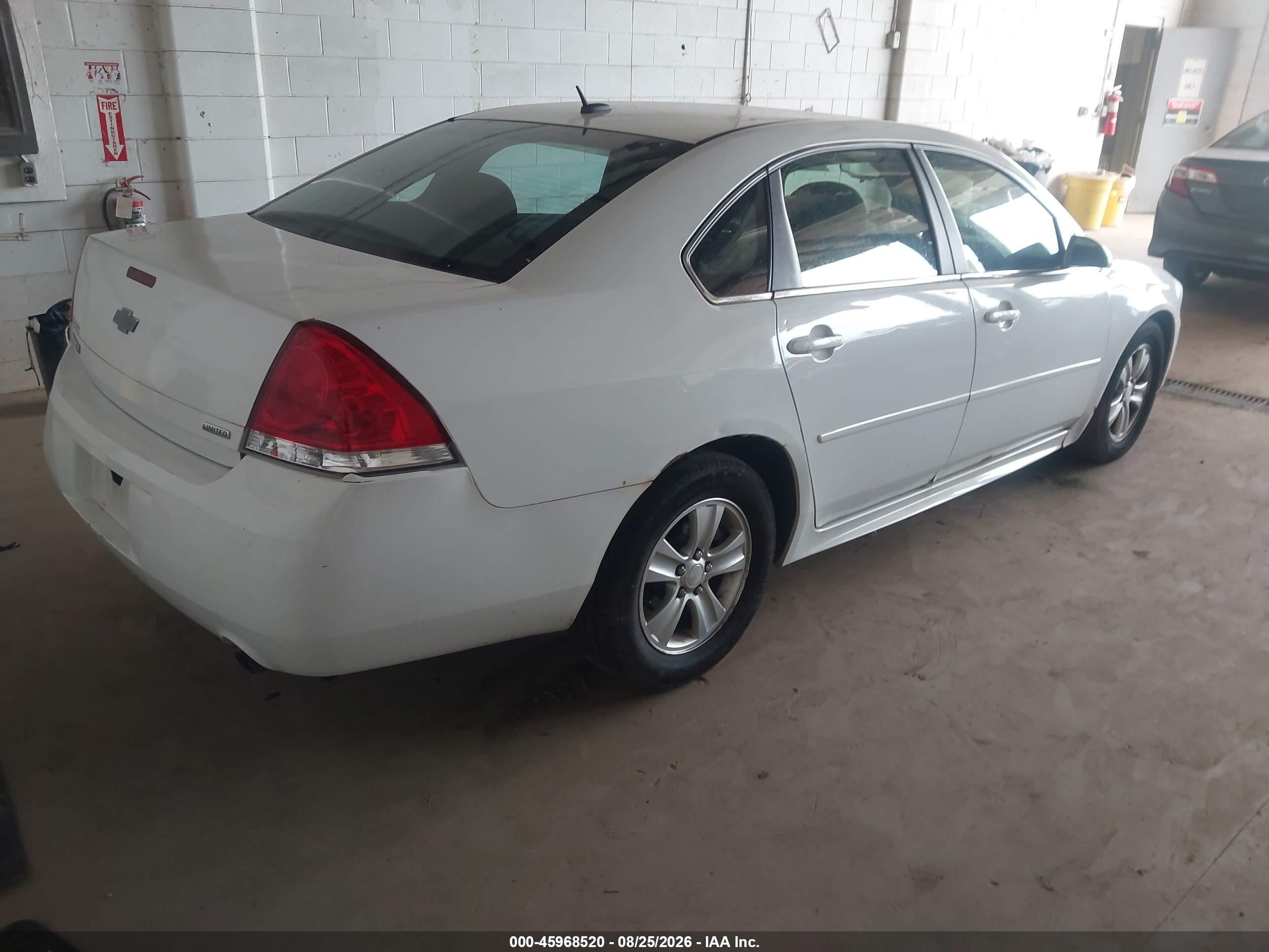 2014 Chevrolet Impala Limited Ls Белый vin: 2G1WA5E38E1149896