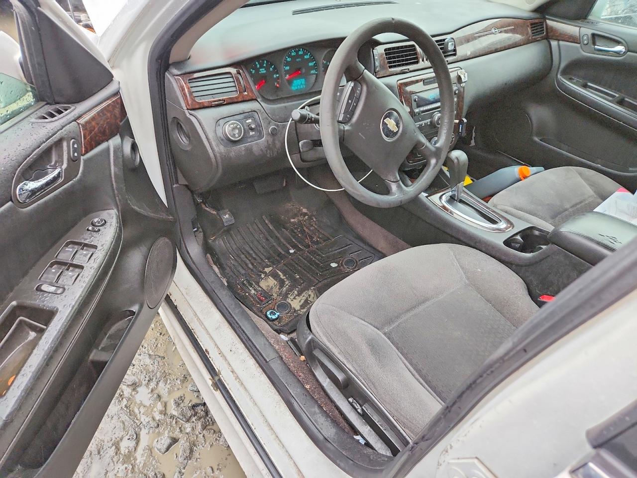 2015 Chevrolet Impala Limited Ls Белый vin: 2G1WA5E38F1117080