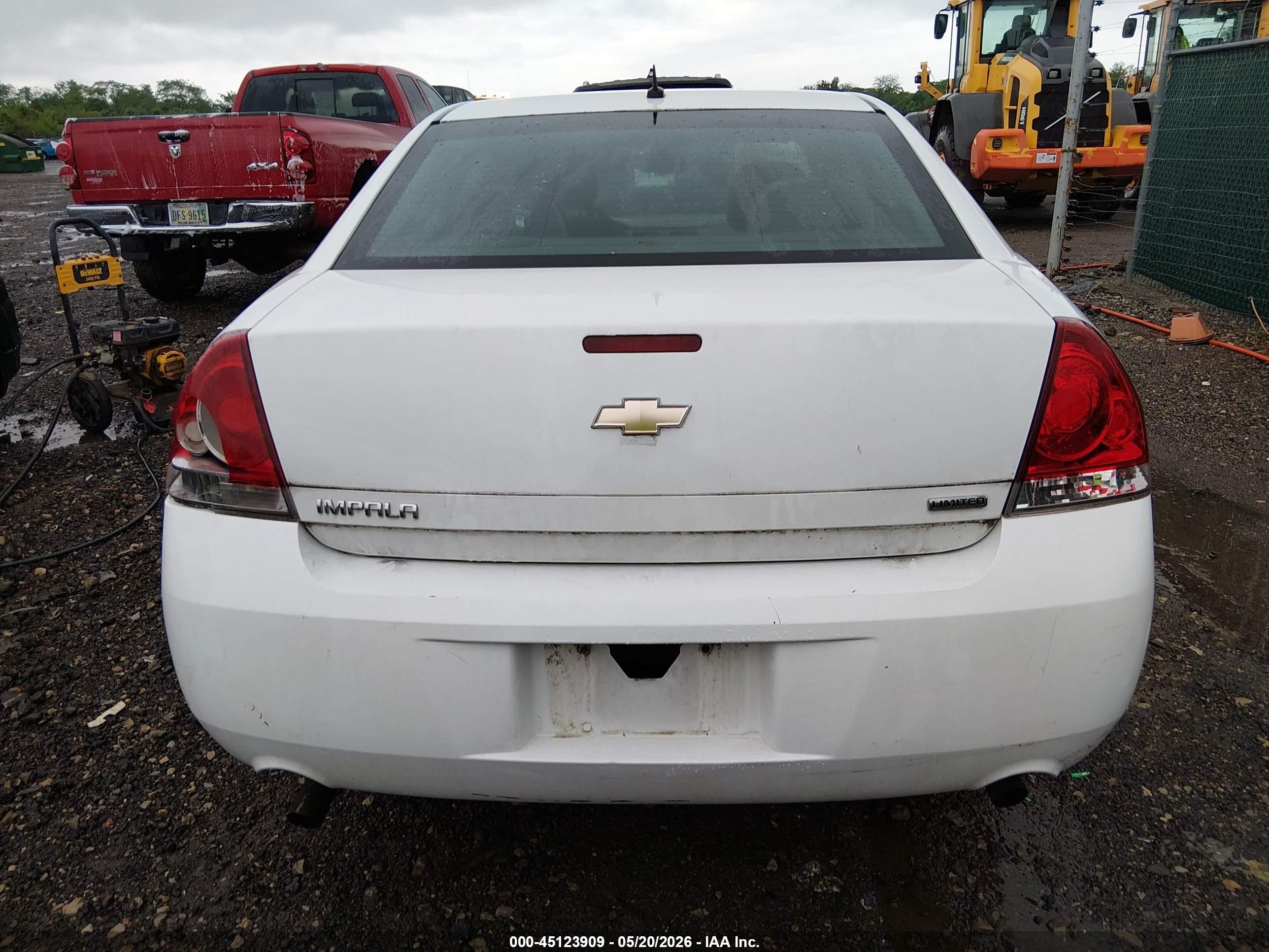 2015 Chevrolet Impala Limited Ls White vin: 2G1WA5E38F1122831