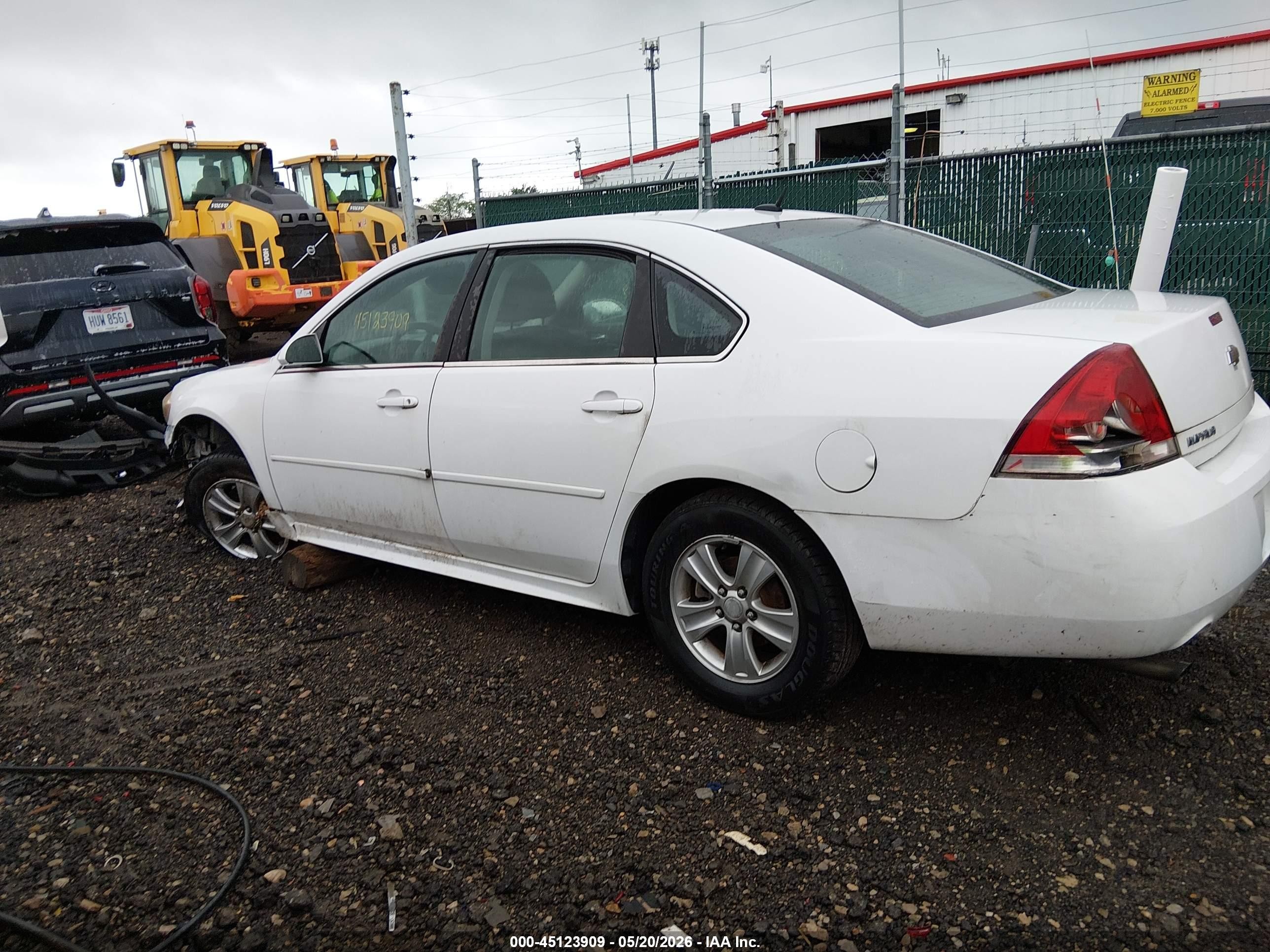 2015 Chevrolet Impala Limited Ls White vin: 2G1WA5E38F1122831
