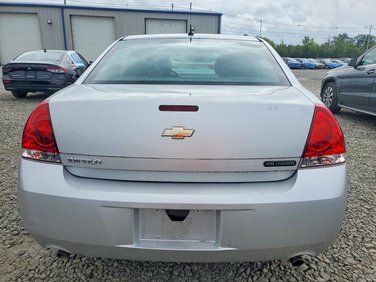 2012 Chevrolet Impala Ls Silver vin: 2G1WA5E39C1208175