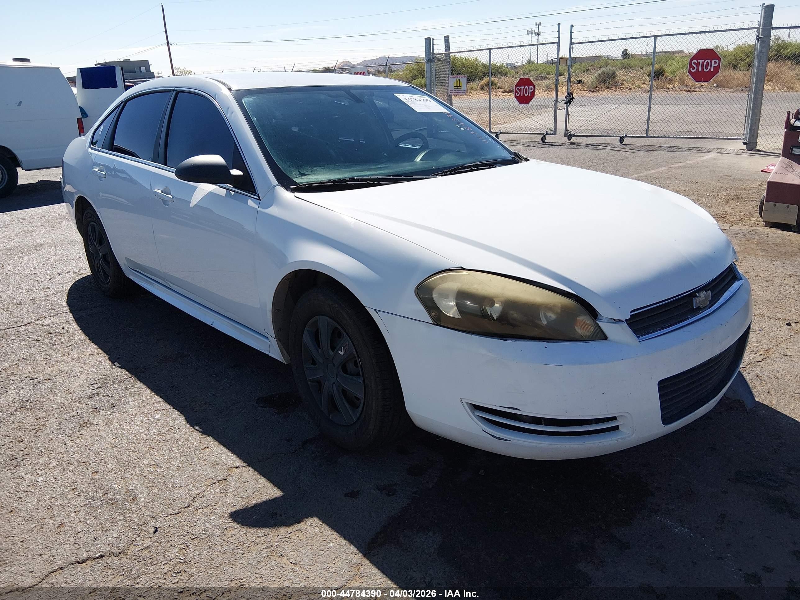 2010 Chevrolet Impala Ls White vin: 2G1WA5EK0A1262131