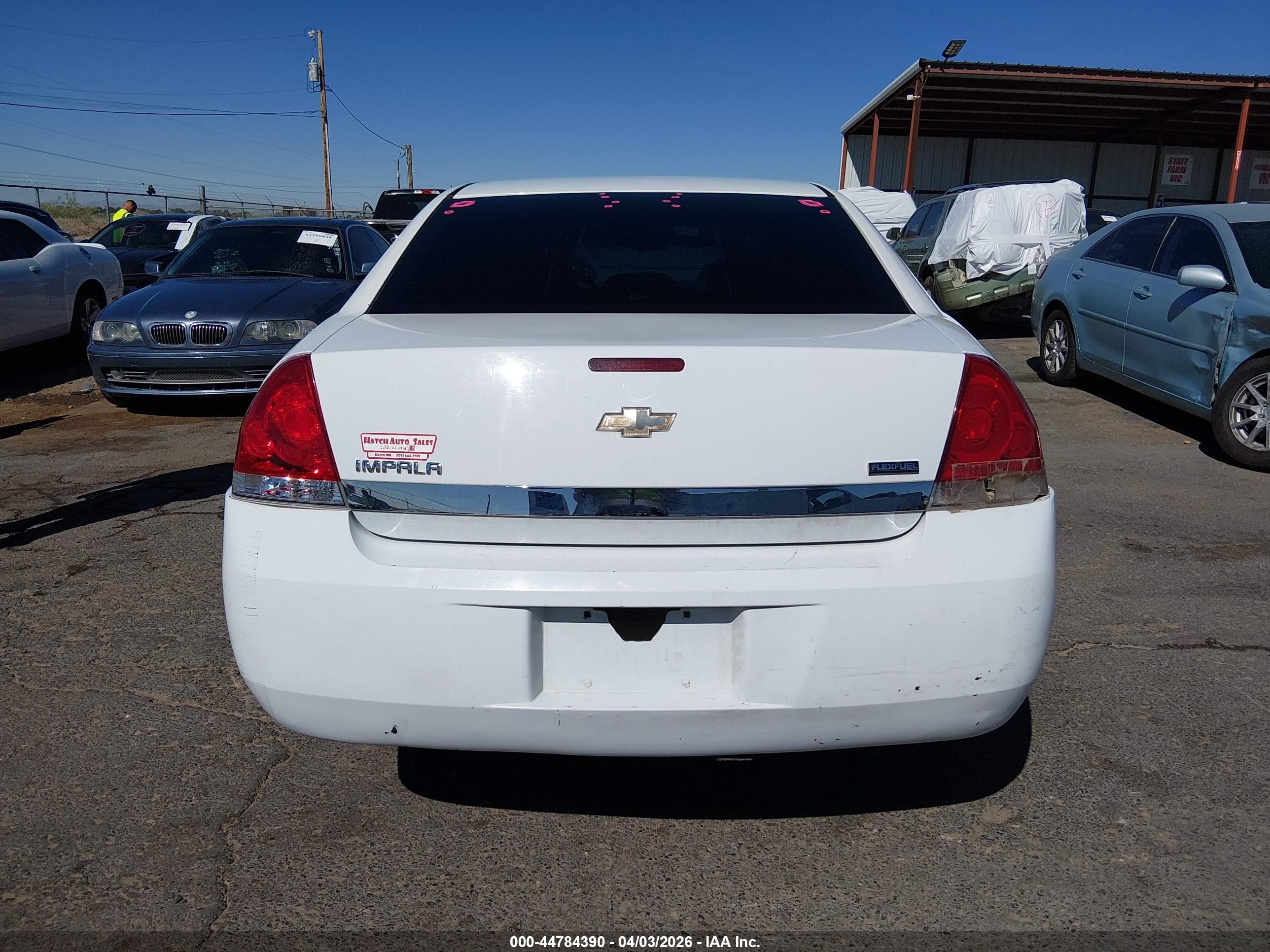 2010 Chevrolet Impala Ls White vin: 2G1WA5EK0A1262131