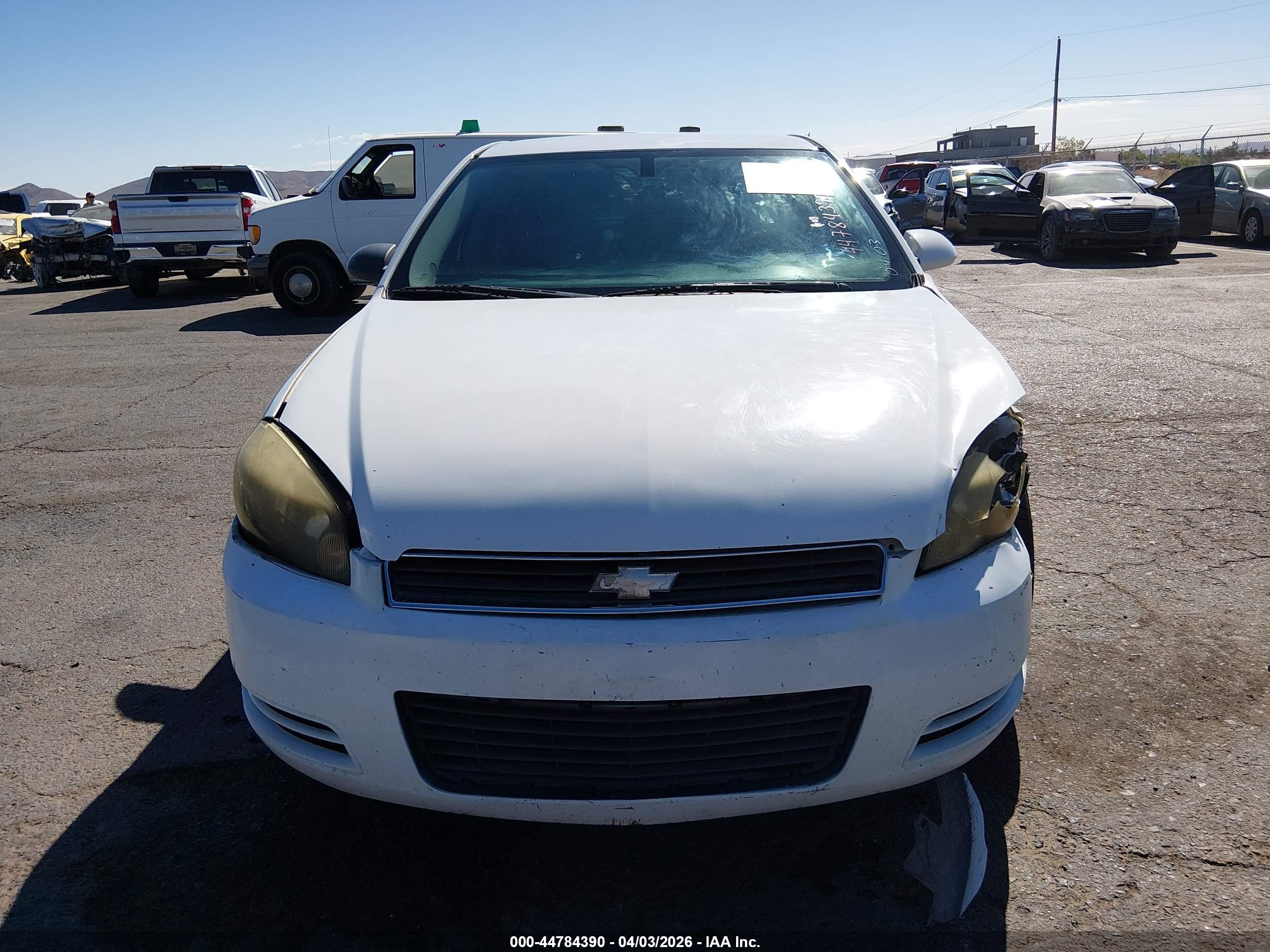 2010 Chevrolet Impala Ls White vin: 2G1WA5EK0A1262131
