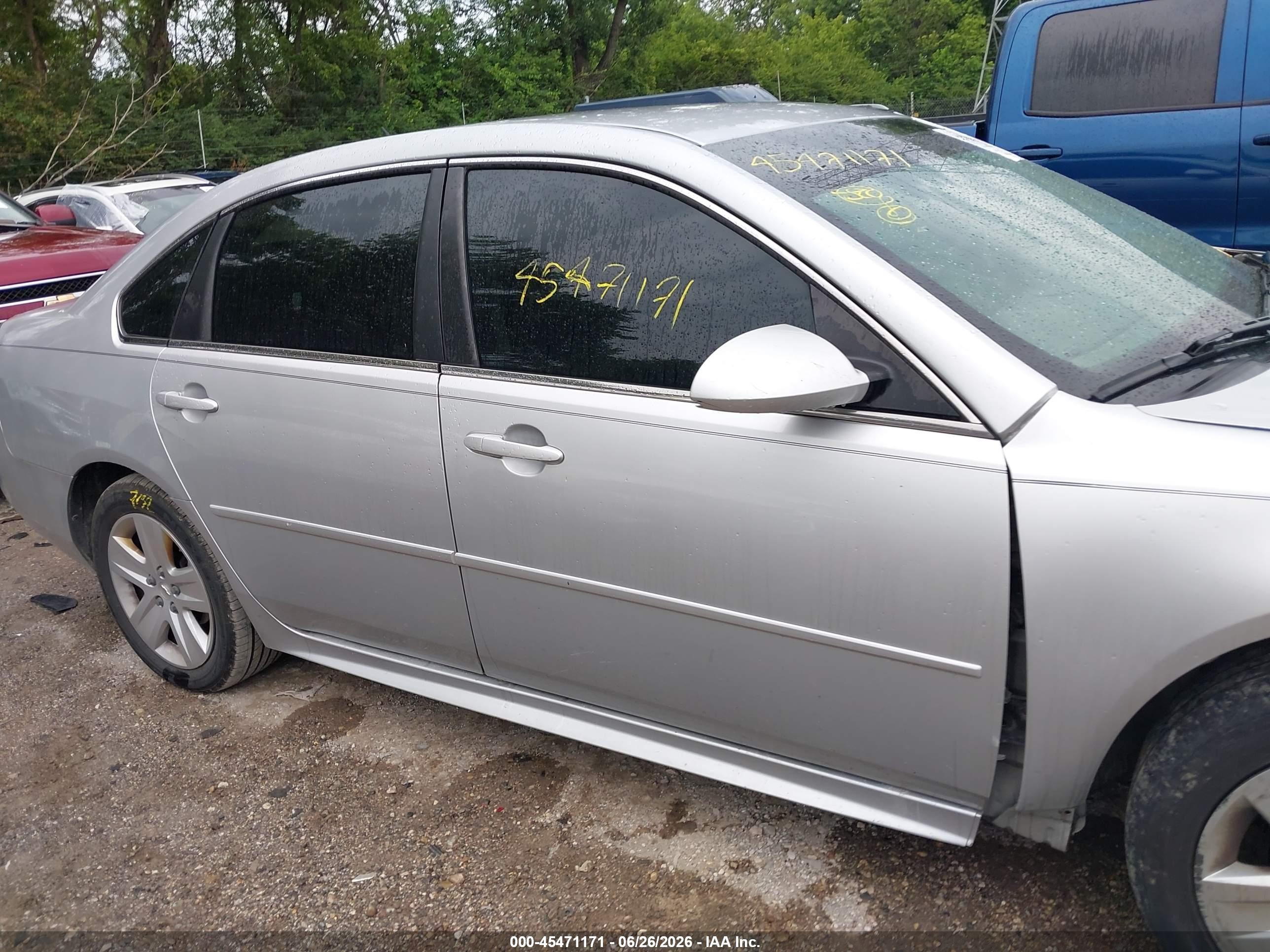 2011 Chevrolet Impala Ls Серебряный vin: 2G1WA5EK0B1106219