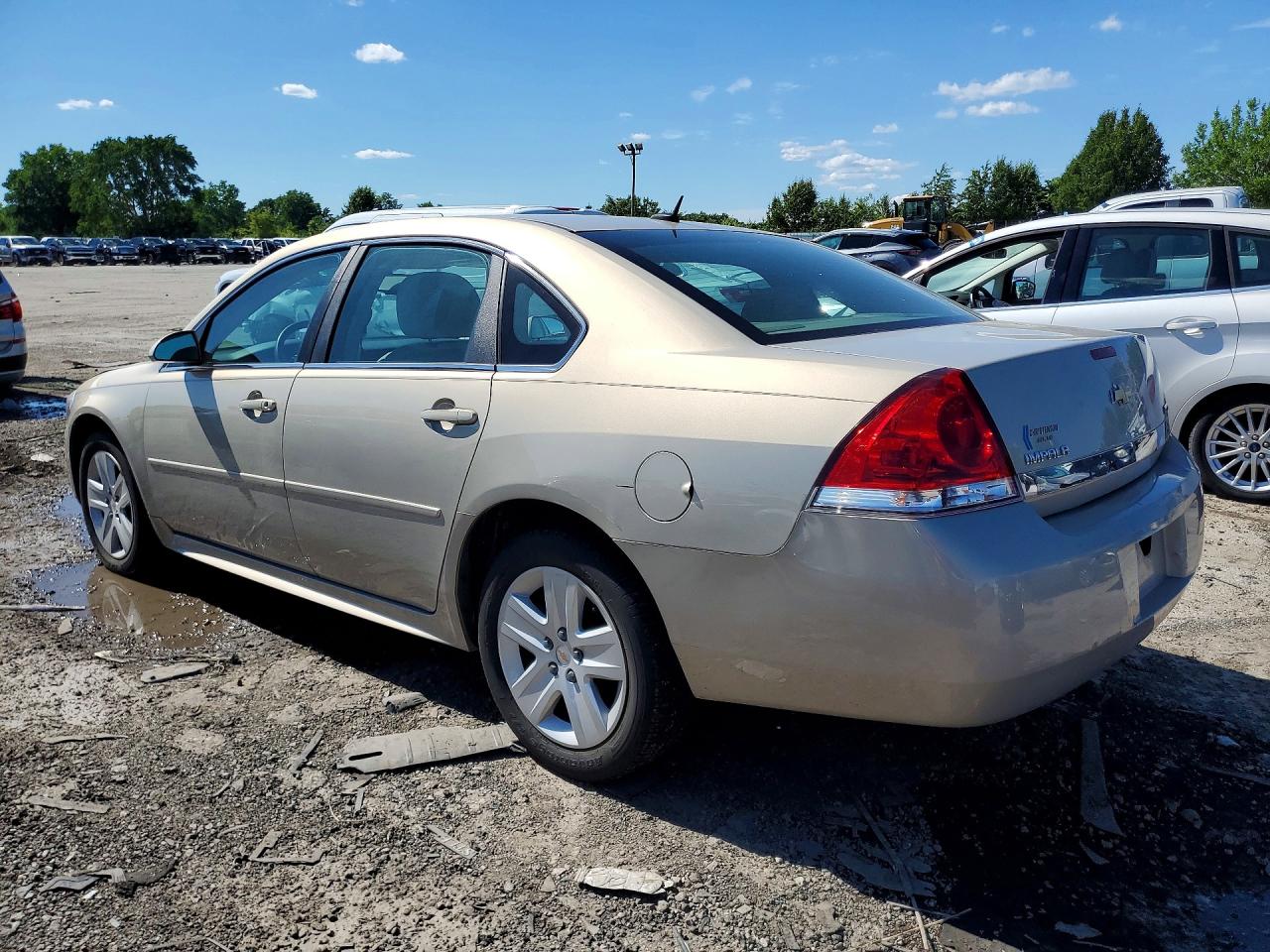 2011 Chevrolet Impala Ls Gold vin: 2G1WA5EK0B1134196