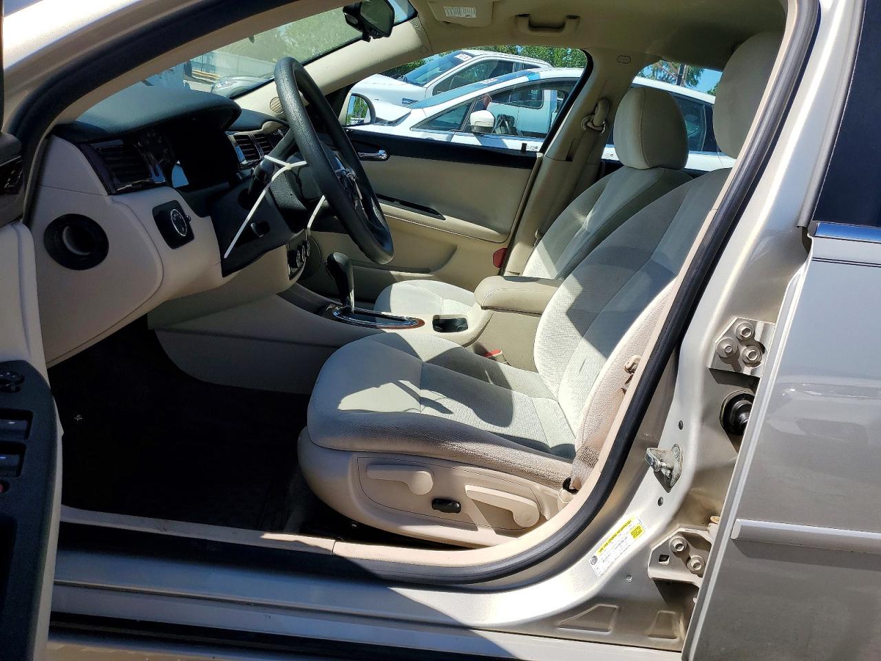 2011 Chevrolet Impala Ls Gold vin: 2G1WA5EK0B1134196