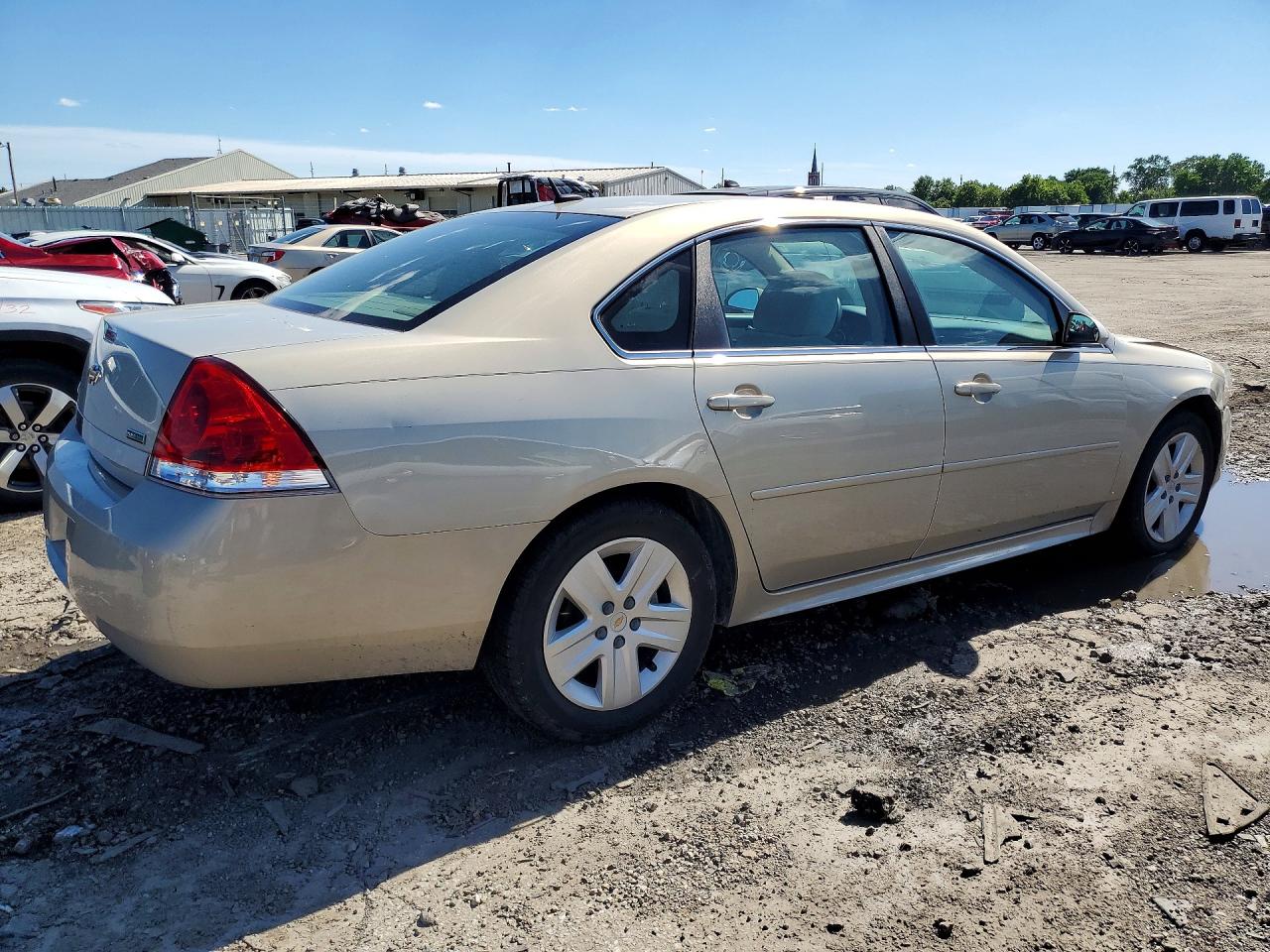 2011 Chevrolet Impala Ls Gold vin: 2G1WA5EK0B1134196