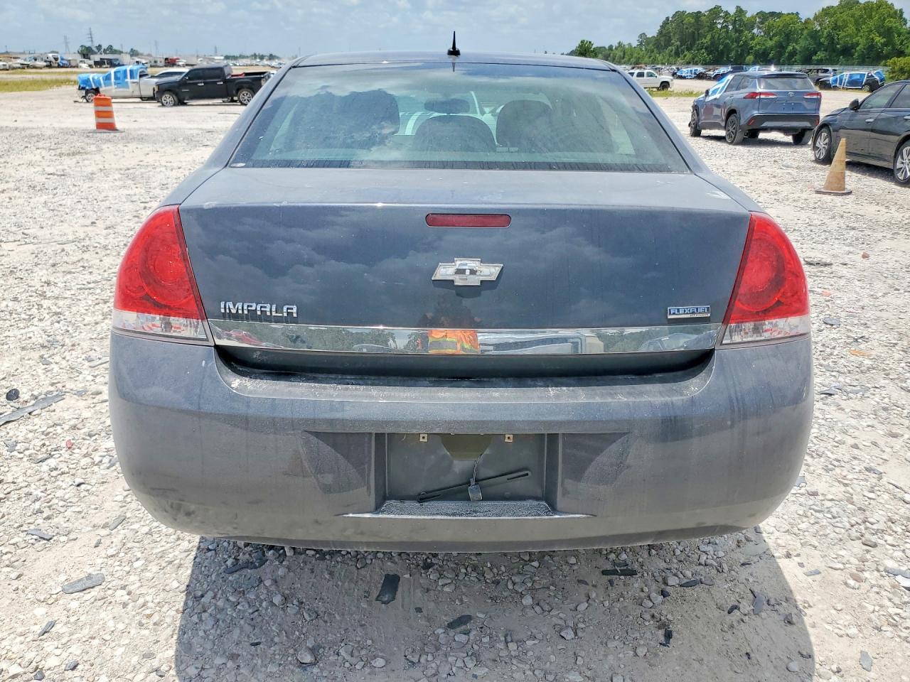 2011 Chevrolet Impala Ls Gray vin: 2G1WA5EK0B1256167