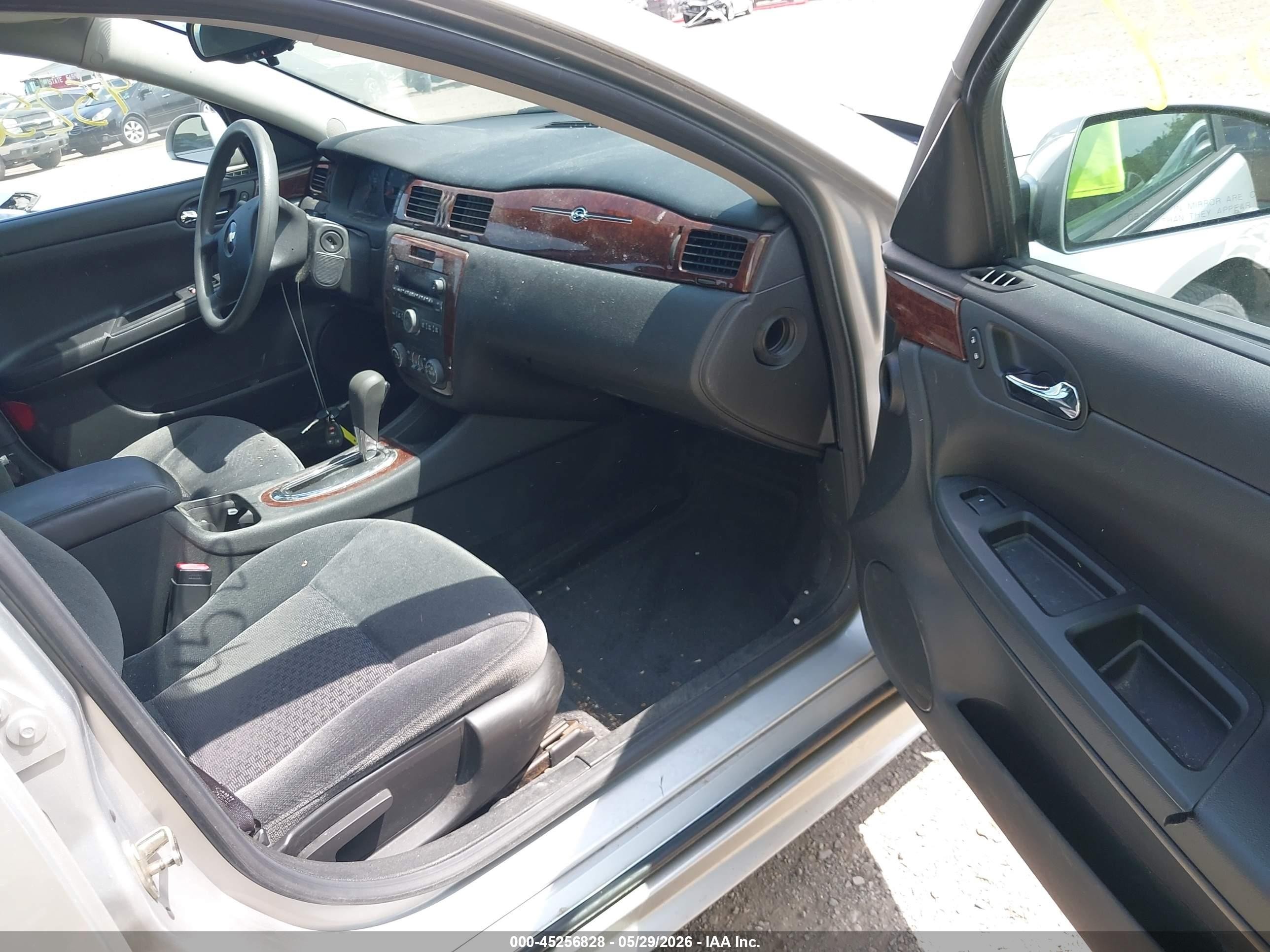 2010 Chevrolet Impala Ls Silver vin: 2G1WA5EK1A1207915