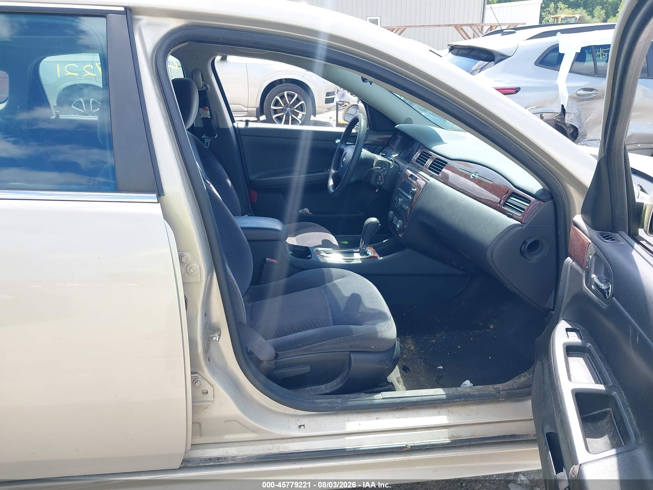 2010 Chevrolet Impala Ls Gold vin: 2G1WA5EK2A1109833