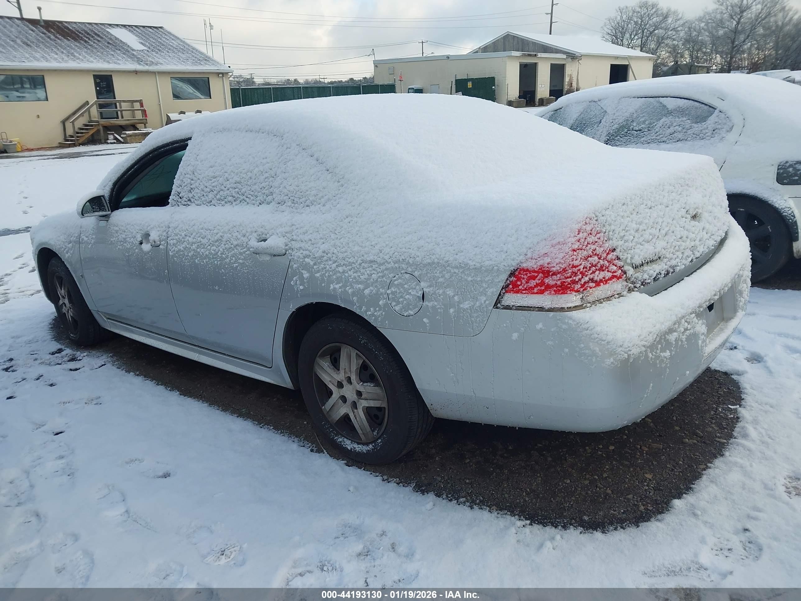 2010 Chevrolet Impala Ls Серый vin: 2G1WA5EK2A1123389