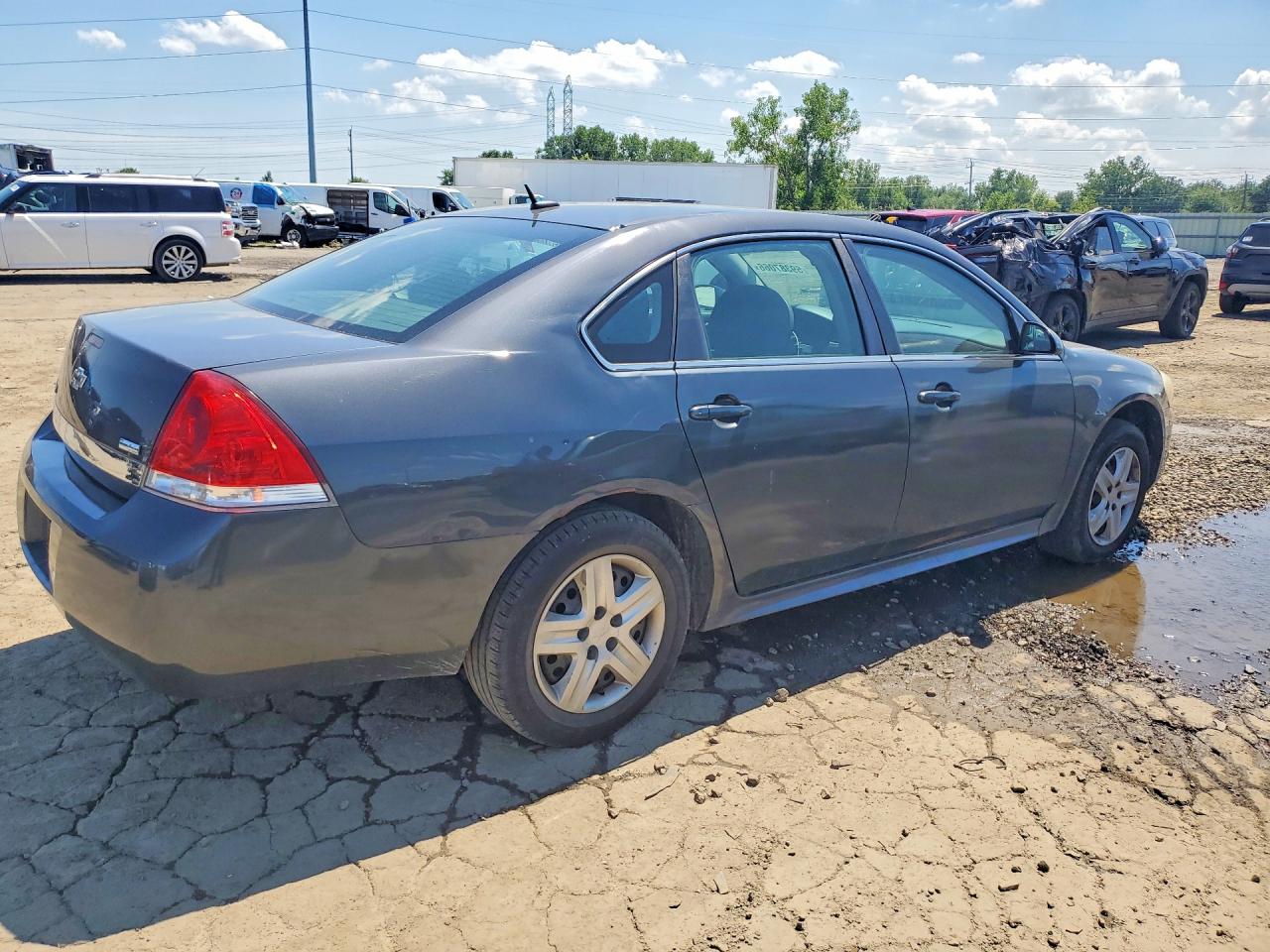 2011 Chevrolet Impala Ls Gray vin: 2G1WA5EK2B1105329