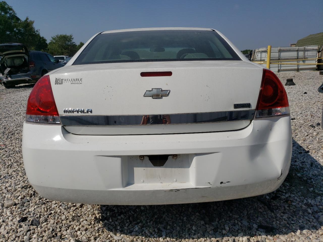 2010 Chevrolet Impala Ls Белый vin: 2G1WA5EK4A1120560