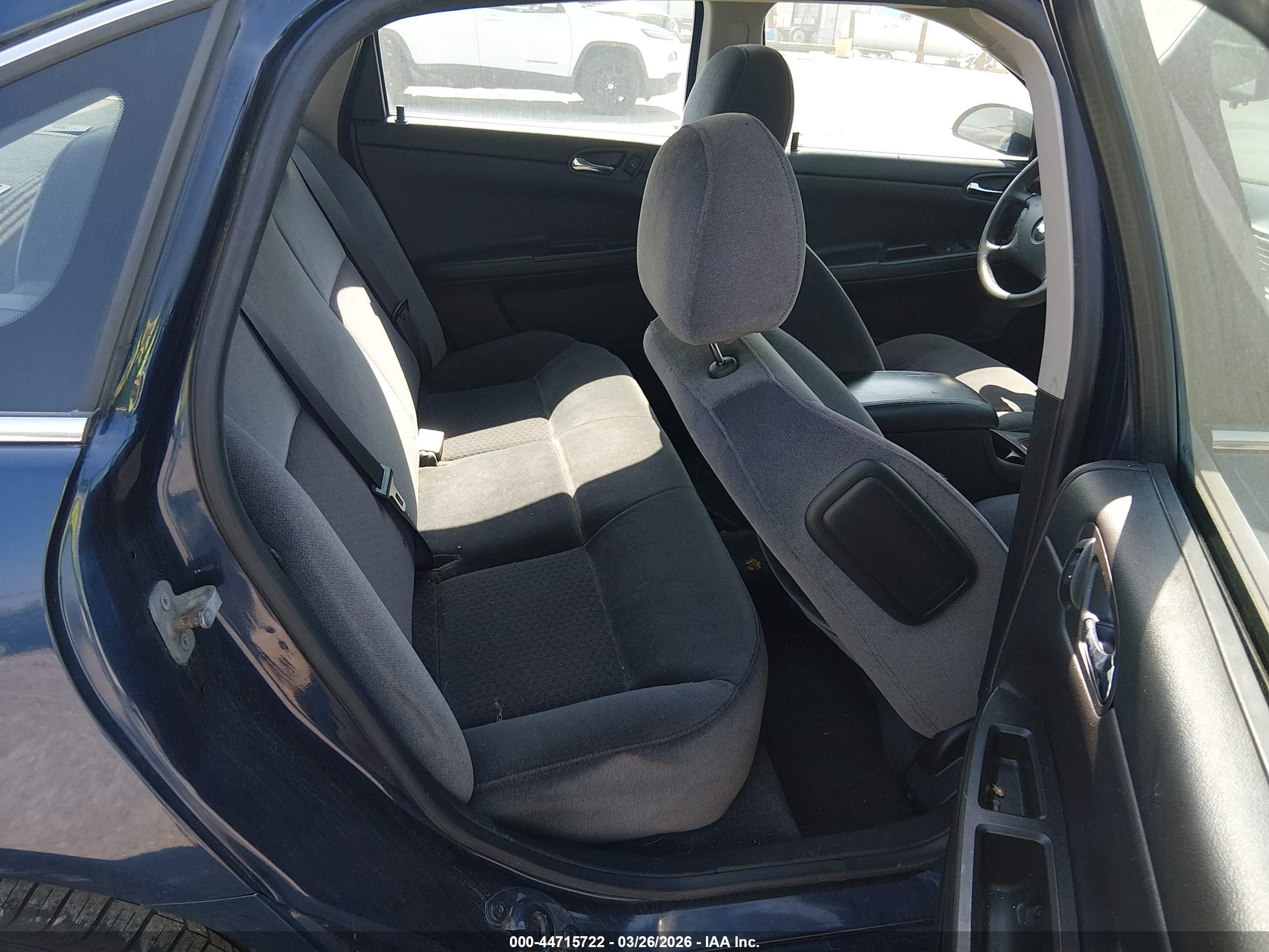2010 Chevrolet Impala Ls Blue vin: 2G1WA5EK4A1122681