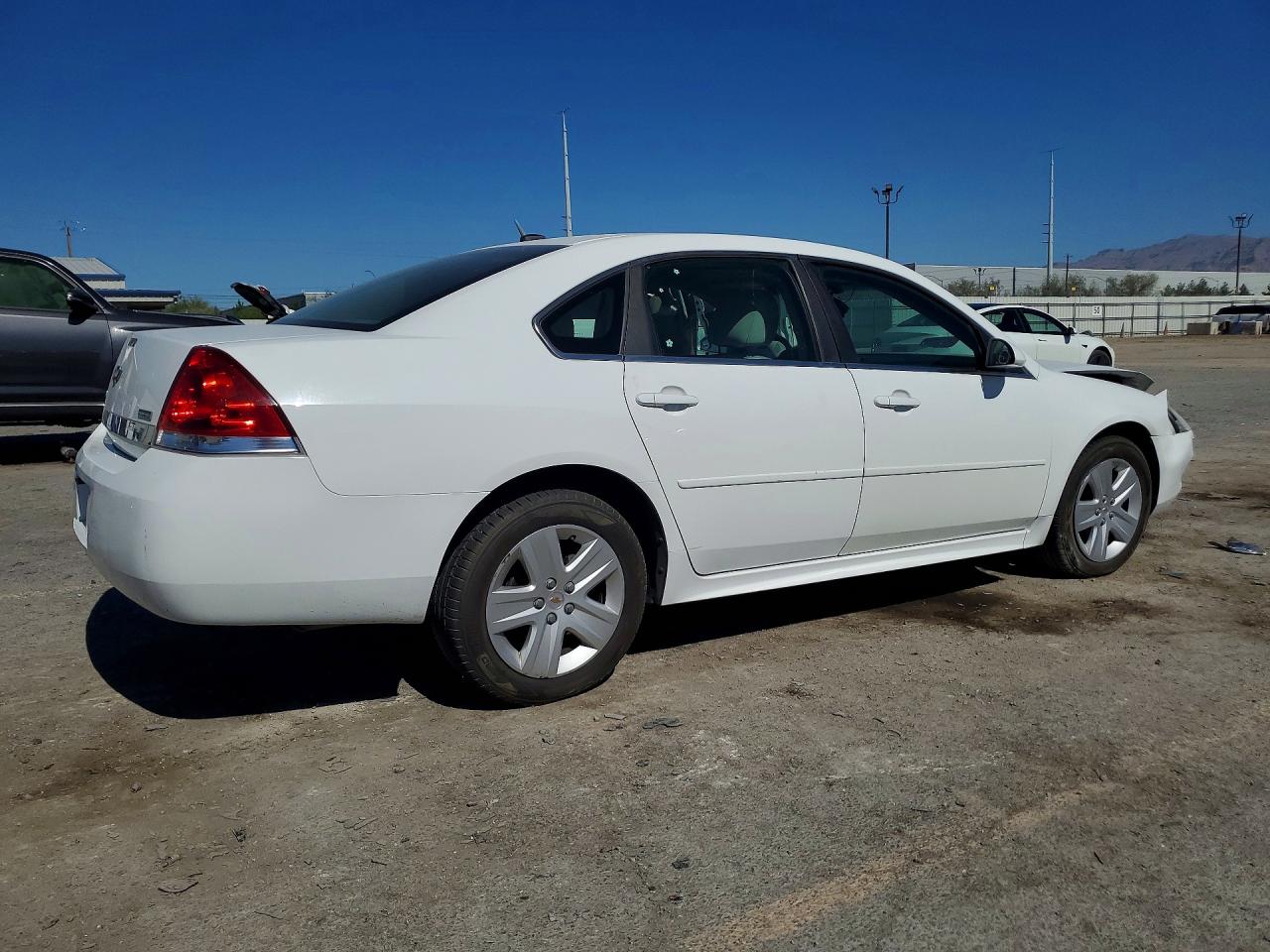 2011 Chevrolet Impala Ls White vin: 2G1WA5EK4B1120284