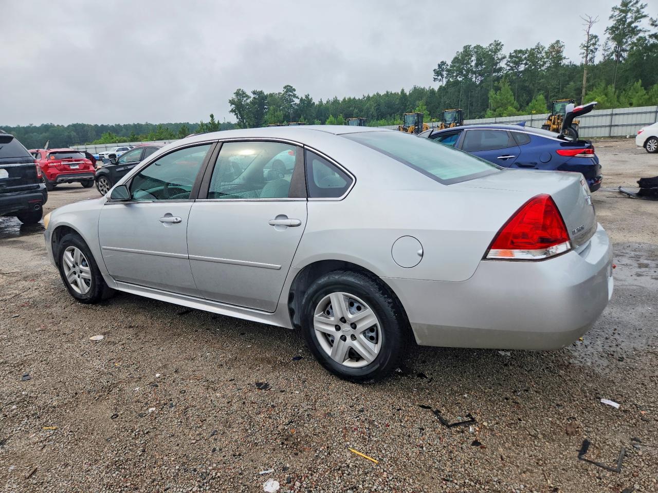 2010 Chevrolet Impala Ls Silver vin: 2G1WA5EK6A1257435
