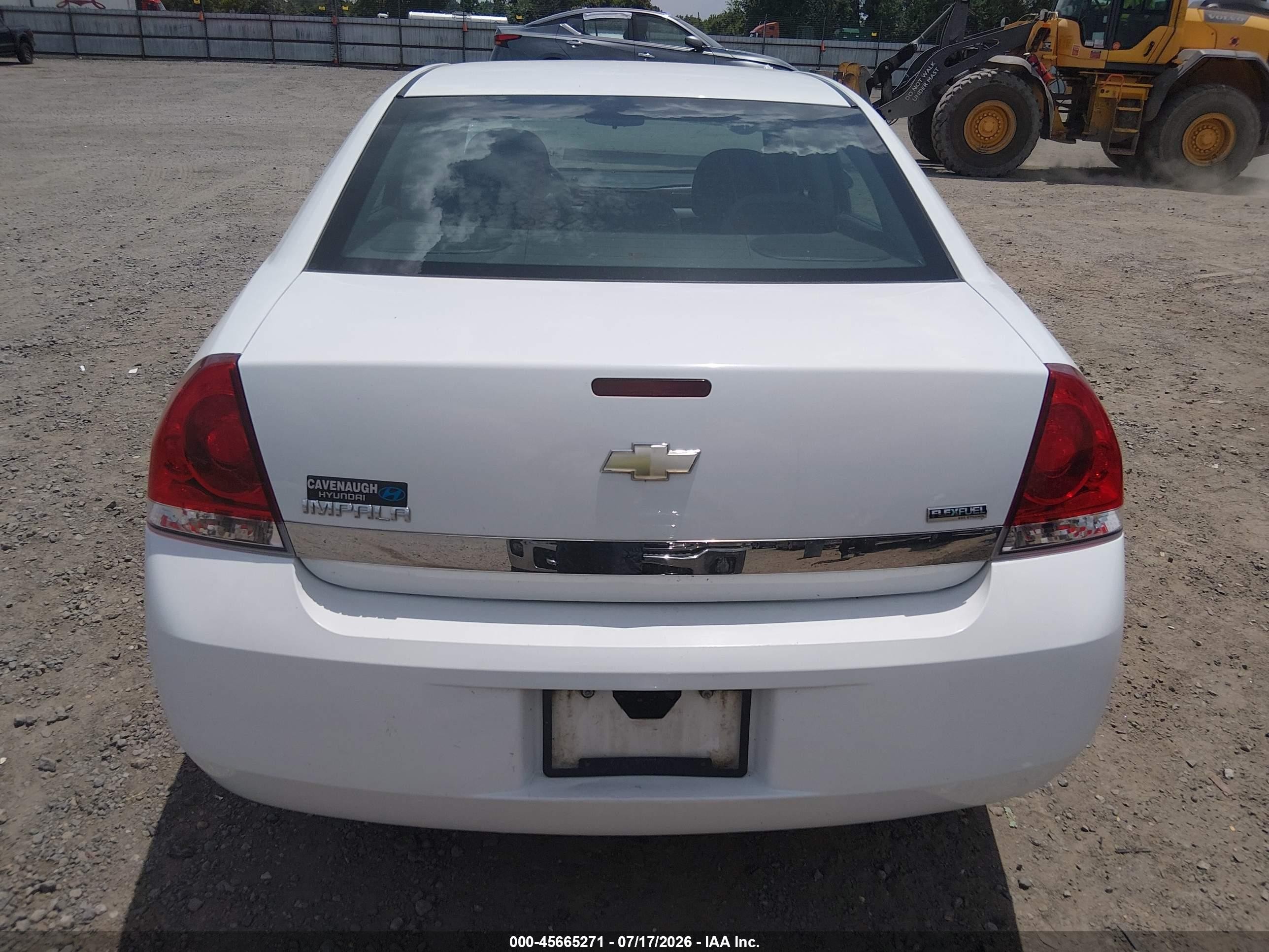 2010 Chevrolet Impala Ls White vin: 2G1WA5EK6A1259962