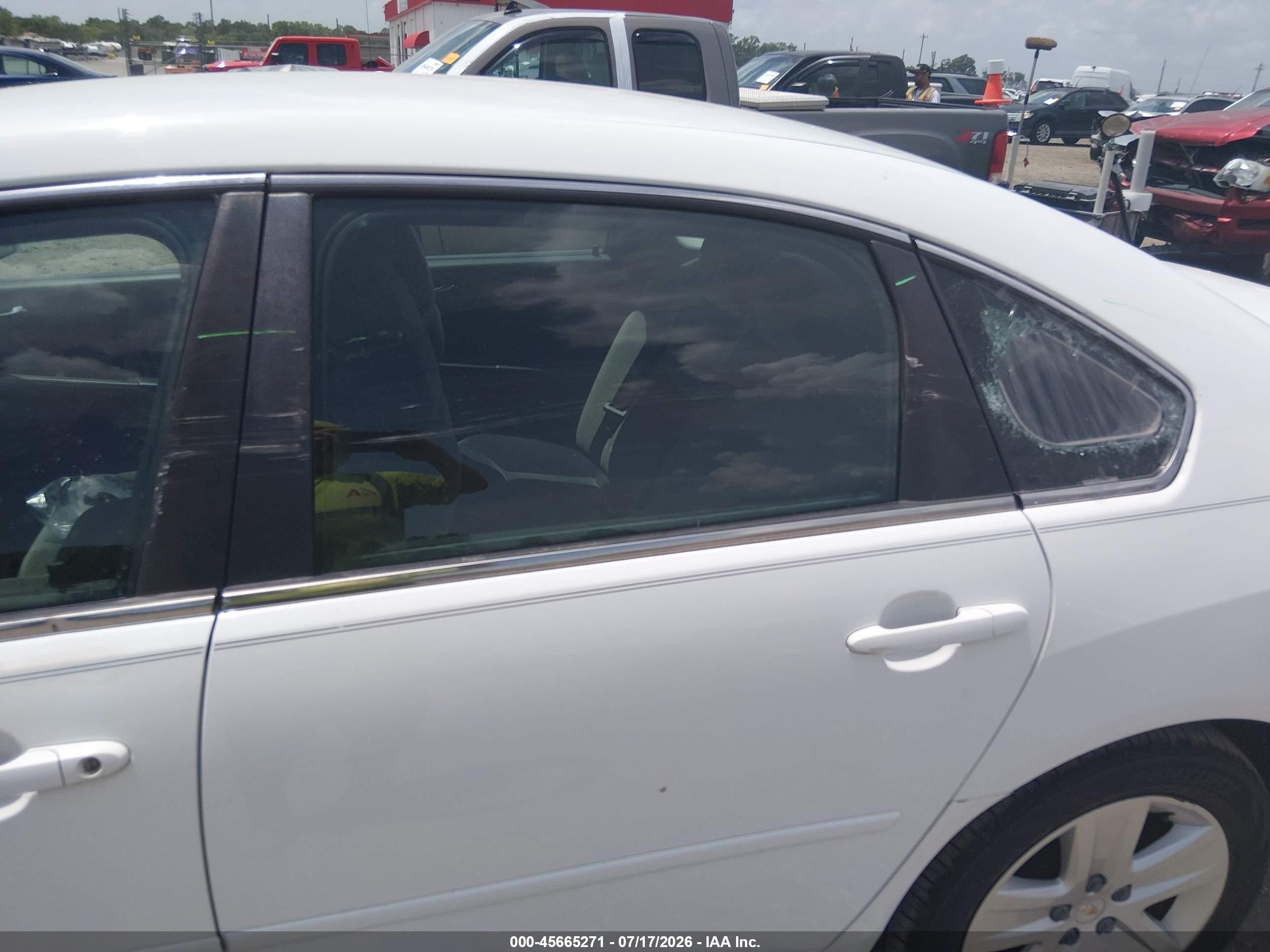 2010 Chevrolet Impala Ls White vin: 2G1WA5EK6A1259962