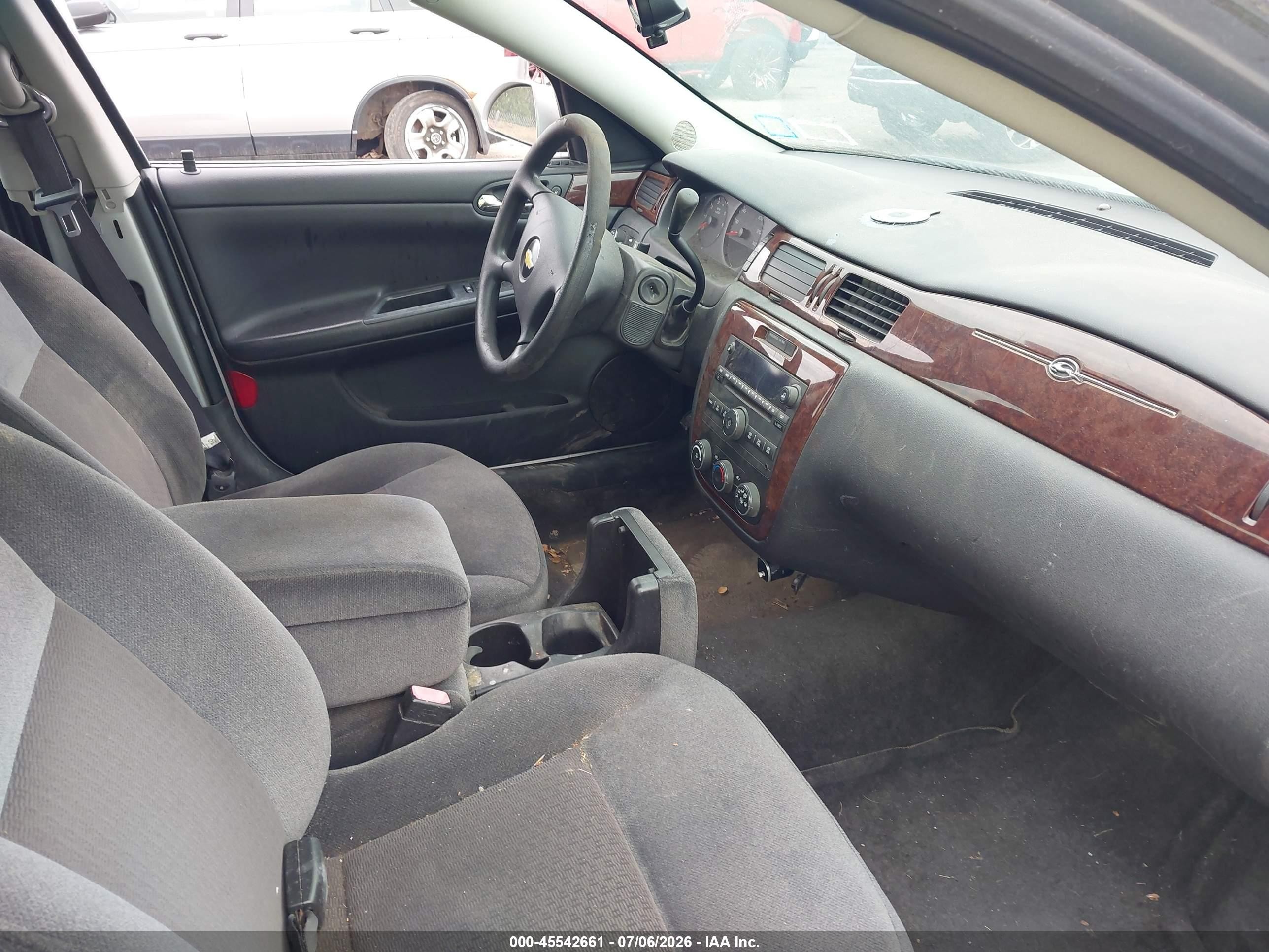 2011 Chevrolet Impala Ls Silver vin: 2G1WA5EK6B1120190
